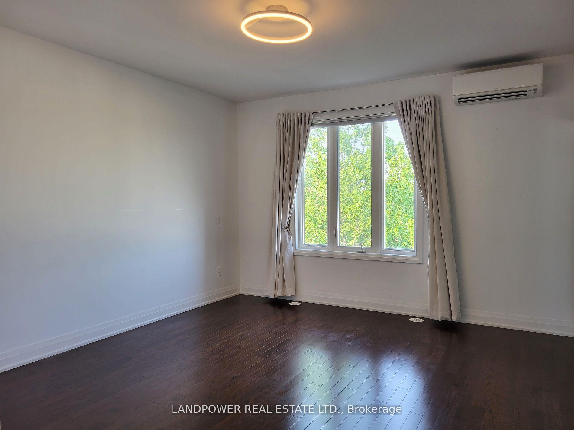 Photo 8 of 11 Caseley Way, Markham, Unionville — HOMEH