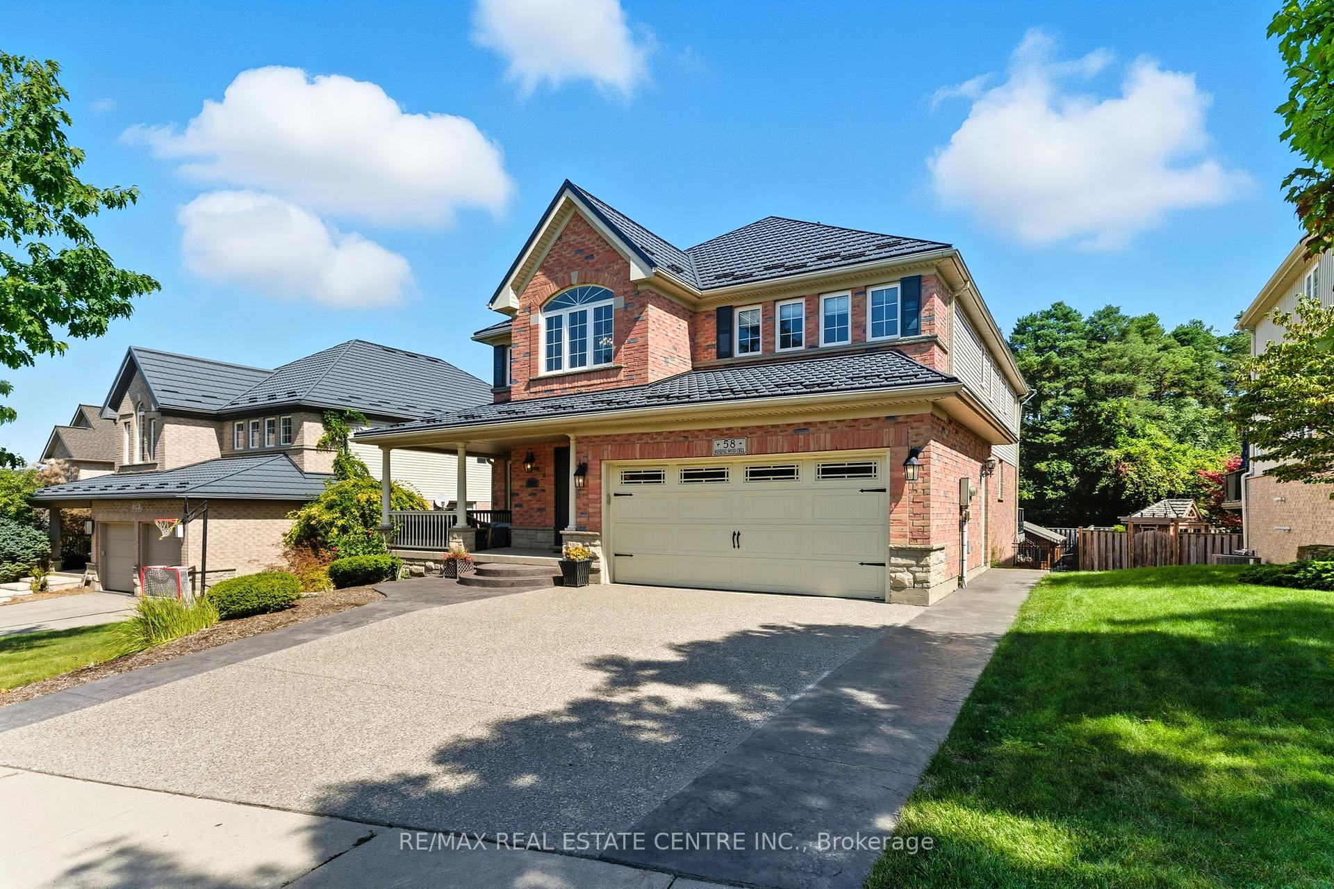 Photo 4 of 58 Winding Wood Crescent, Kitchener — HOMEH