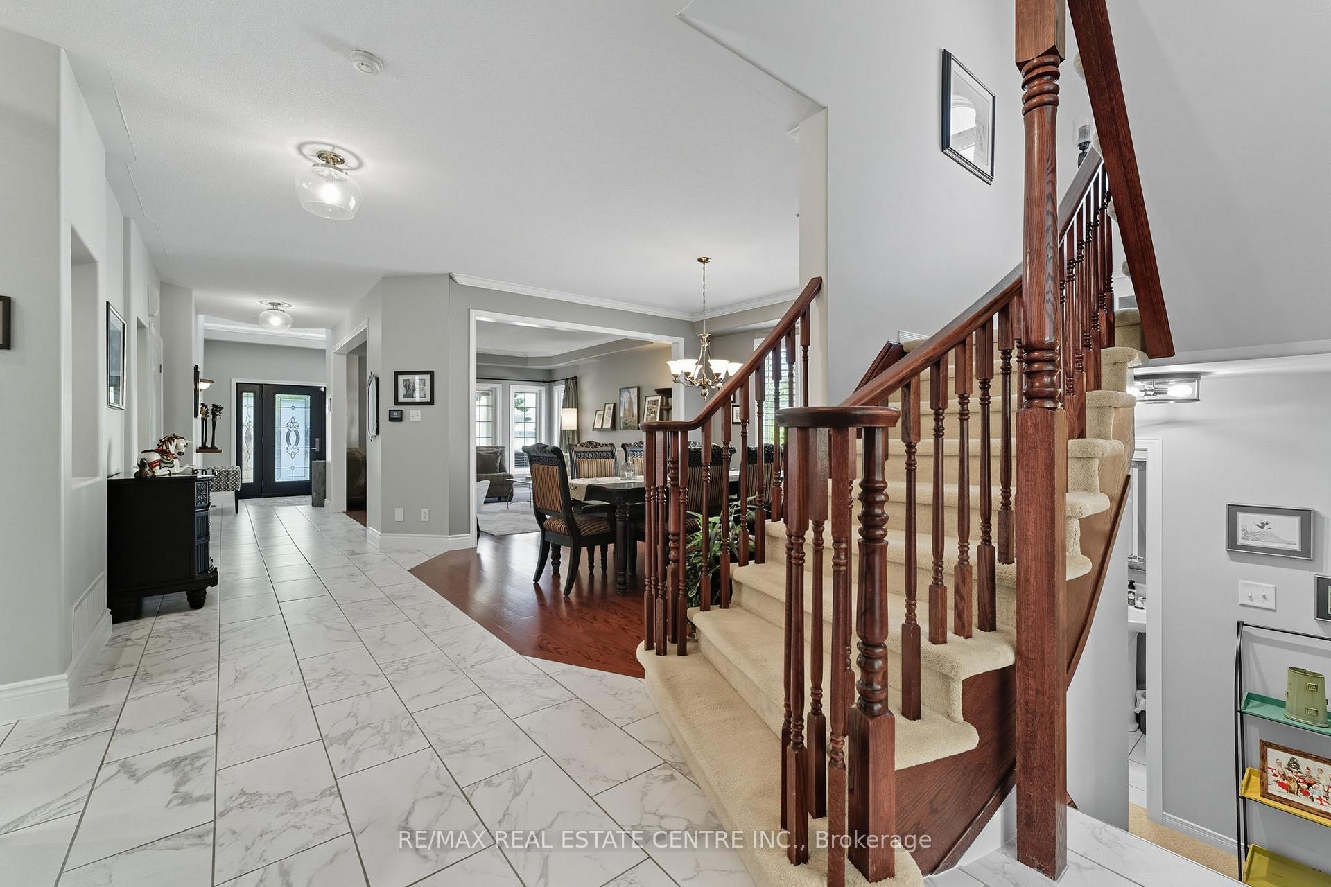 Photo 13 of 58 Winding Wood Crescent, Kitchener — HOMEH