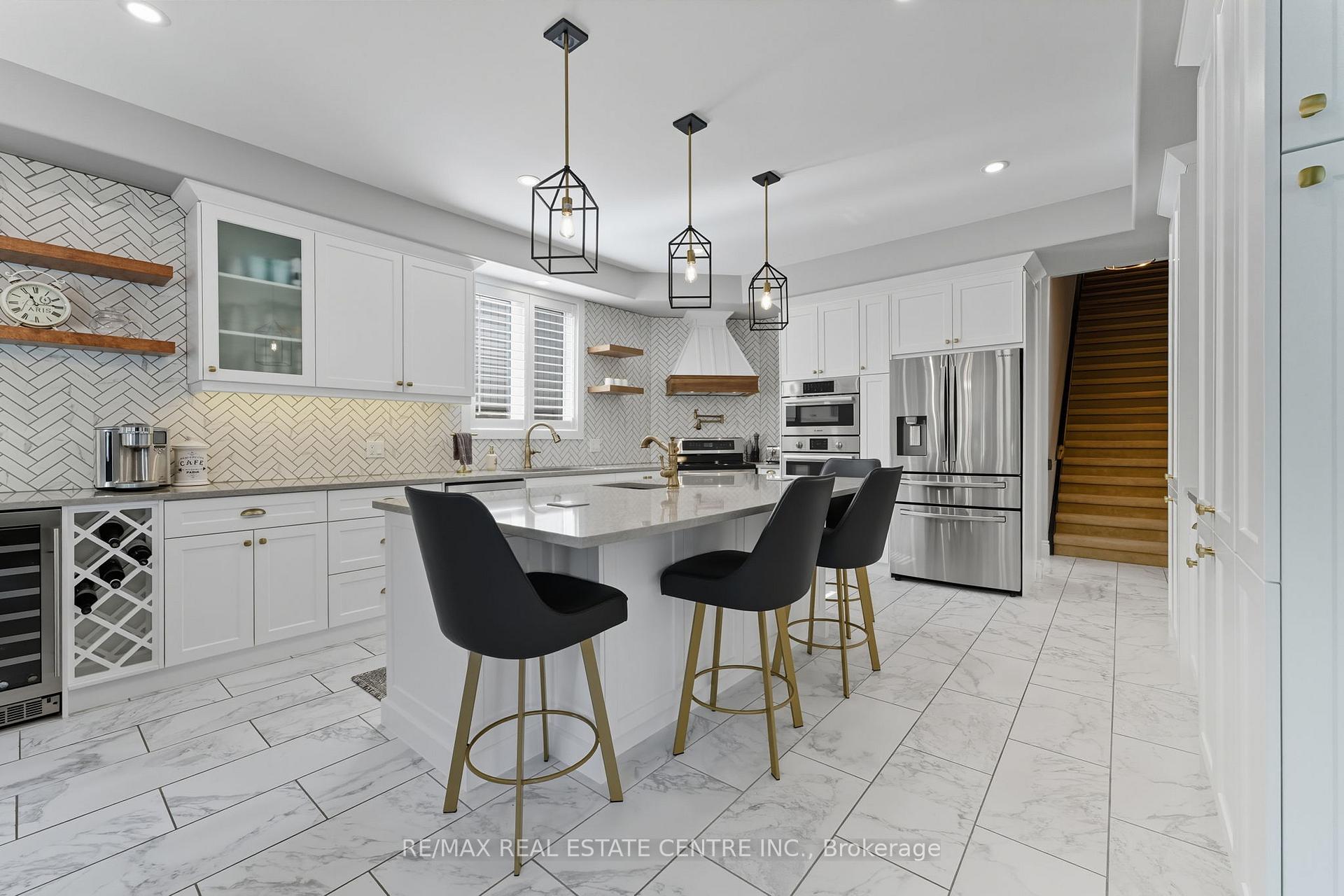 Photo 16 of 58 Winding Wood Crescent, Kitchener — HOMEH