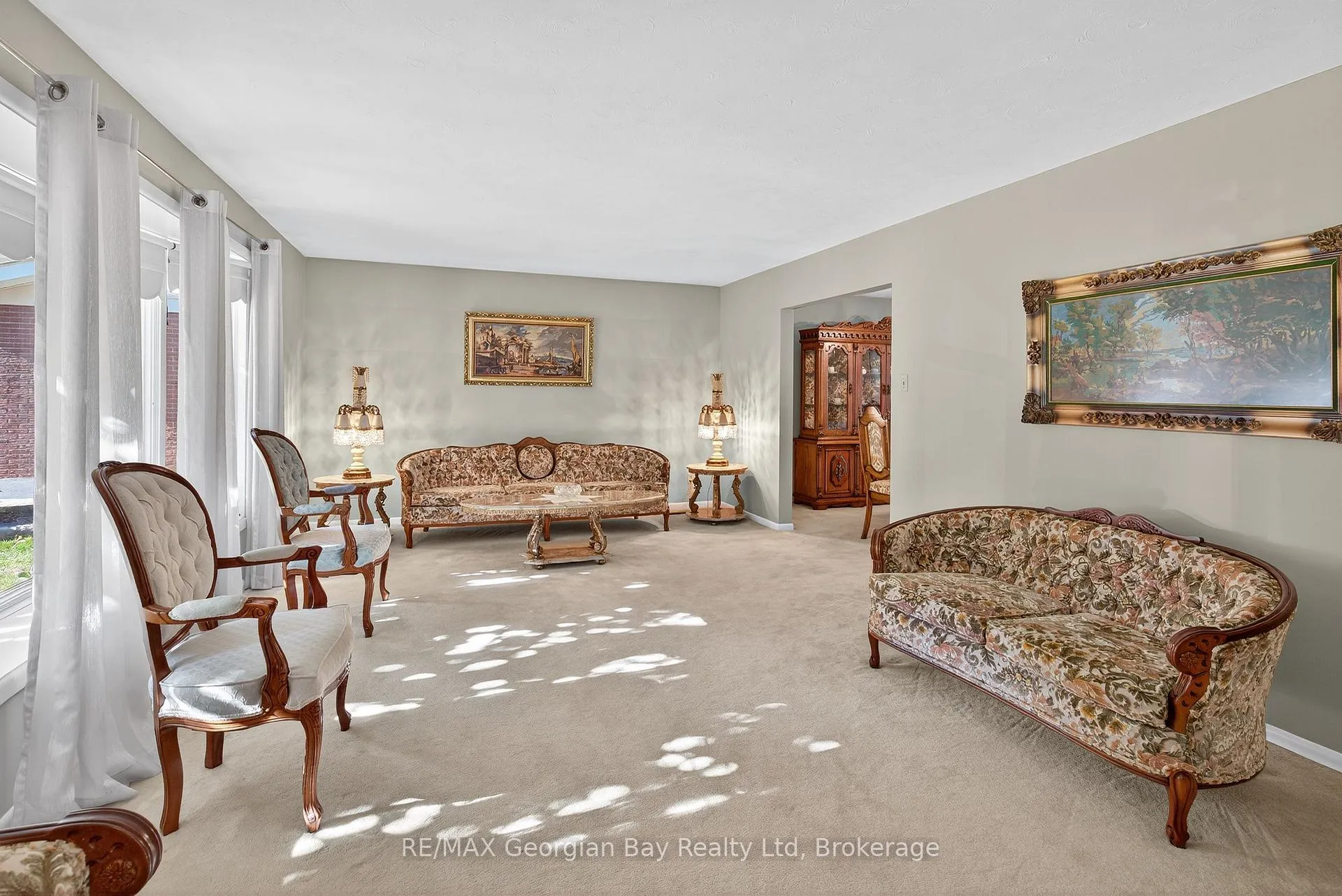 Photo 7 of 1014 Hugel Avenue, Midland — HOMEH