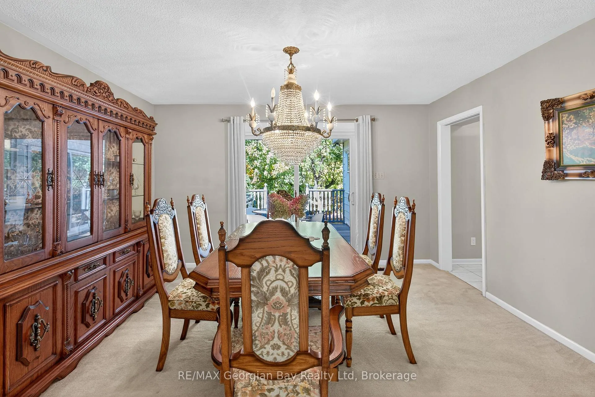 Photo 10 of 1014 Hugel Avenue, Midland — HOMEH