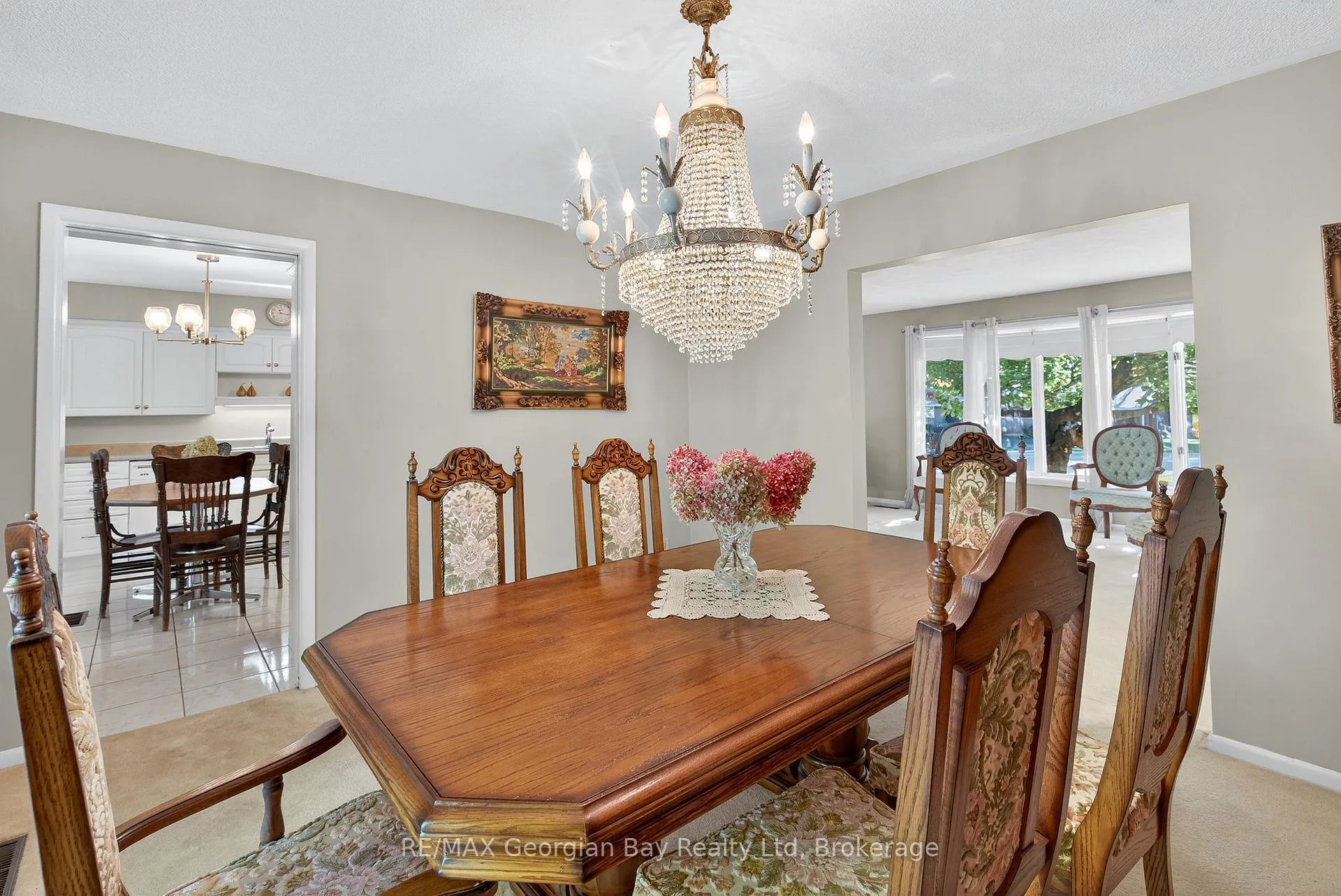 Photo 11 of 1014 Hugel Avenue, Midland — HOMEH