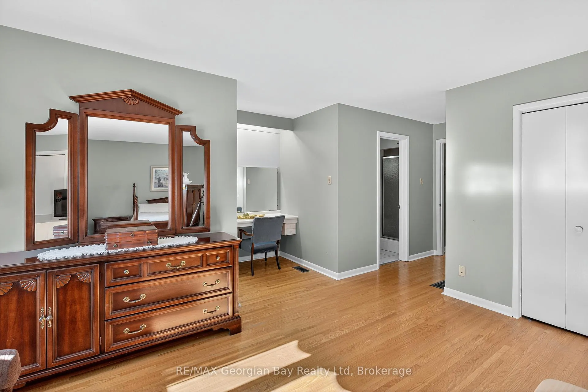 Photo 21 of 1014 Hugel Avenue, Midland — HOMEH
