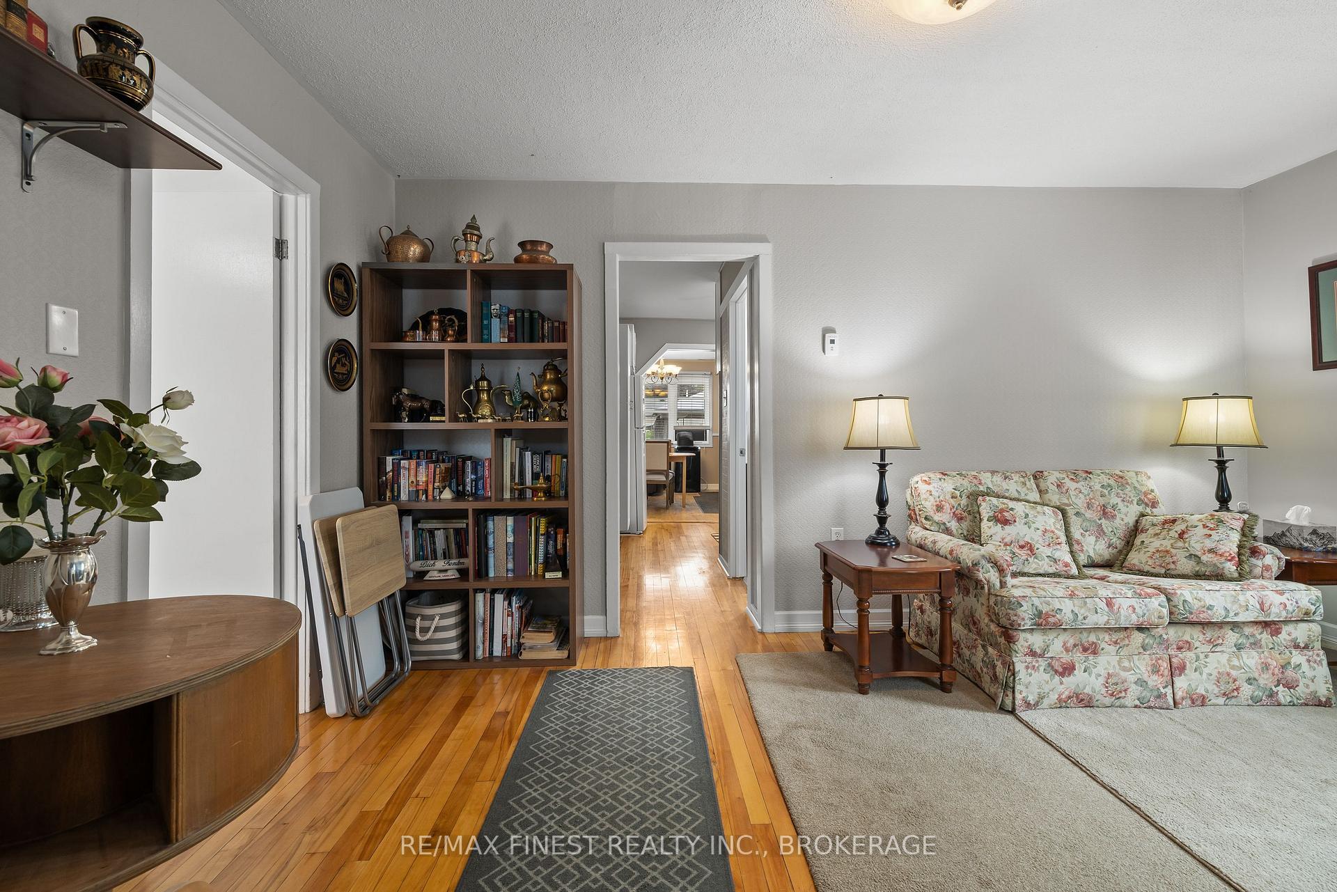 Photo 5 of 457 Nelson Street, Kingston, East of Sir John A. Blvd — HOMEH