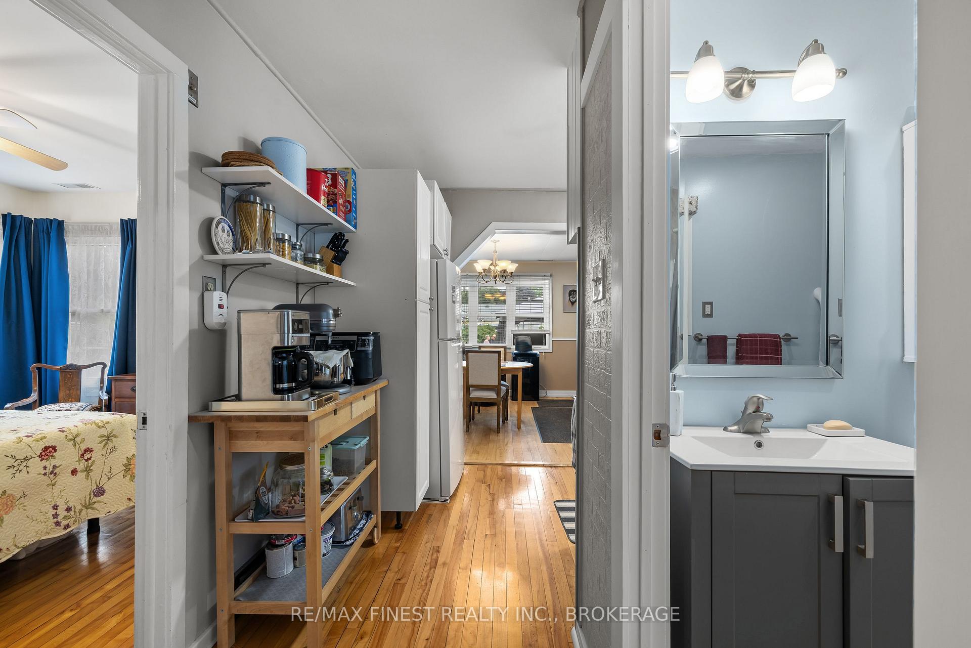 Photo 10 of 457 Nelson Street, Kingston, East of Sir John A. Blvd — HOMEH