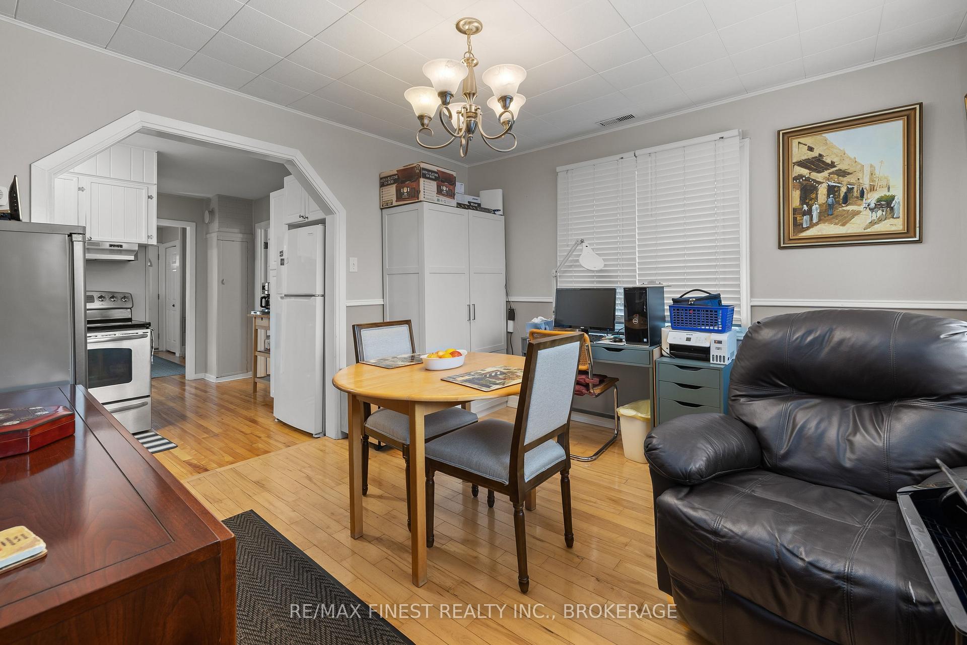 Photo 19 of 457 Nelson Street, Kingston, East of Sir John A. Blvd — HOMEH