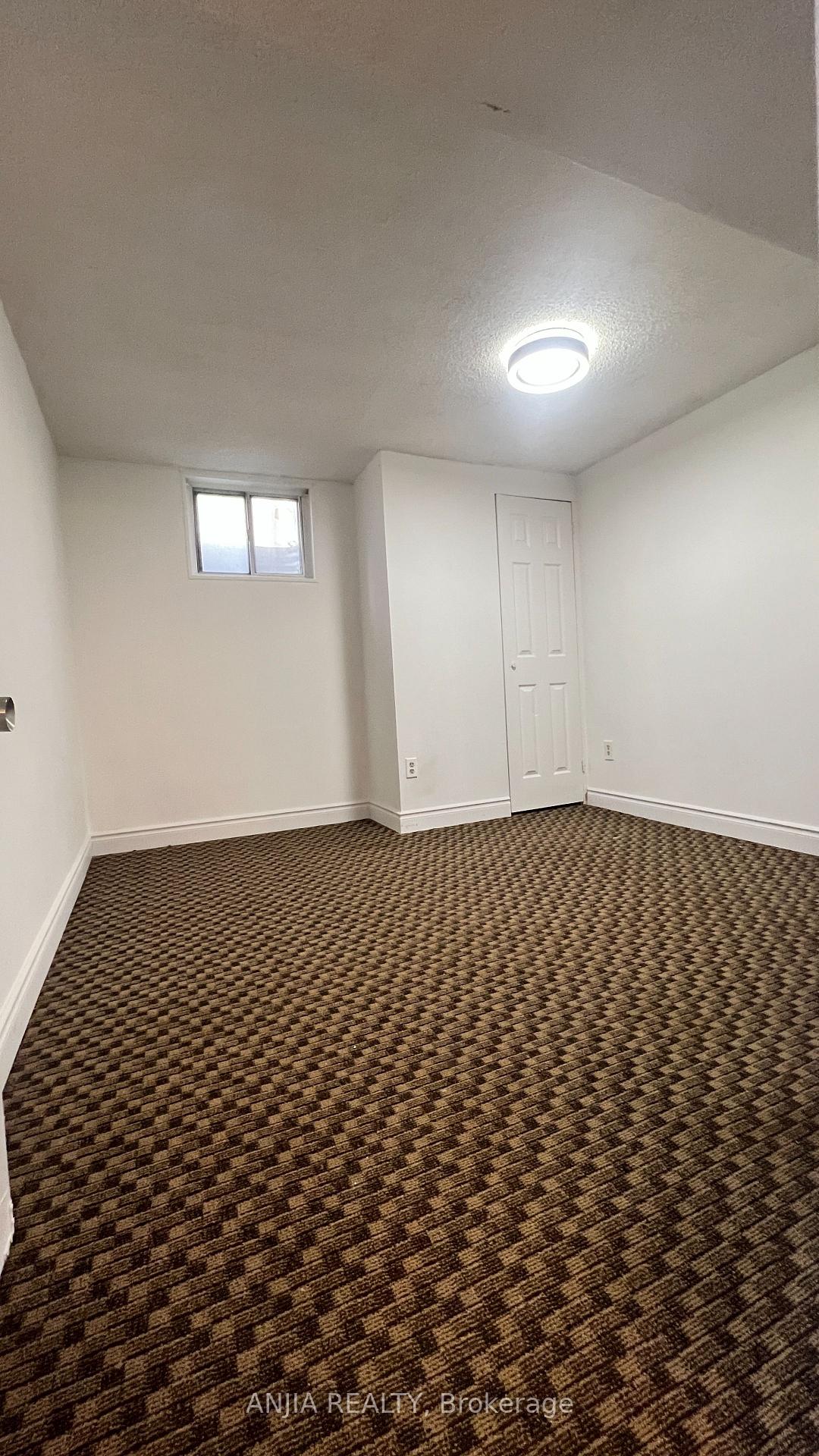 Photo 2 of Unit Basement, 6 Hillcroft Drive, Markham, Milliken Mills East — HOMEH