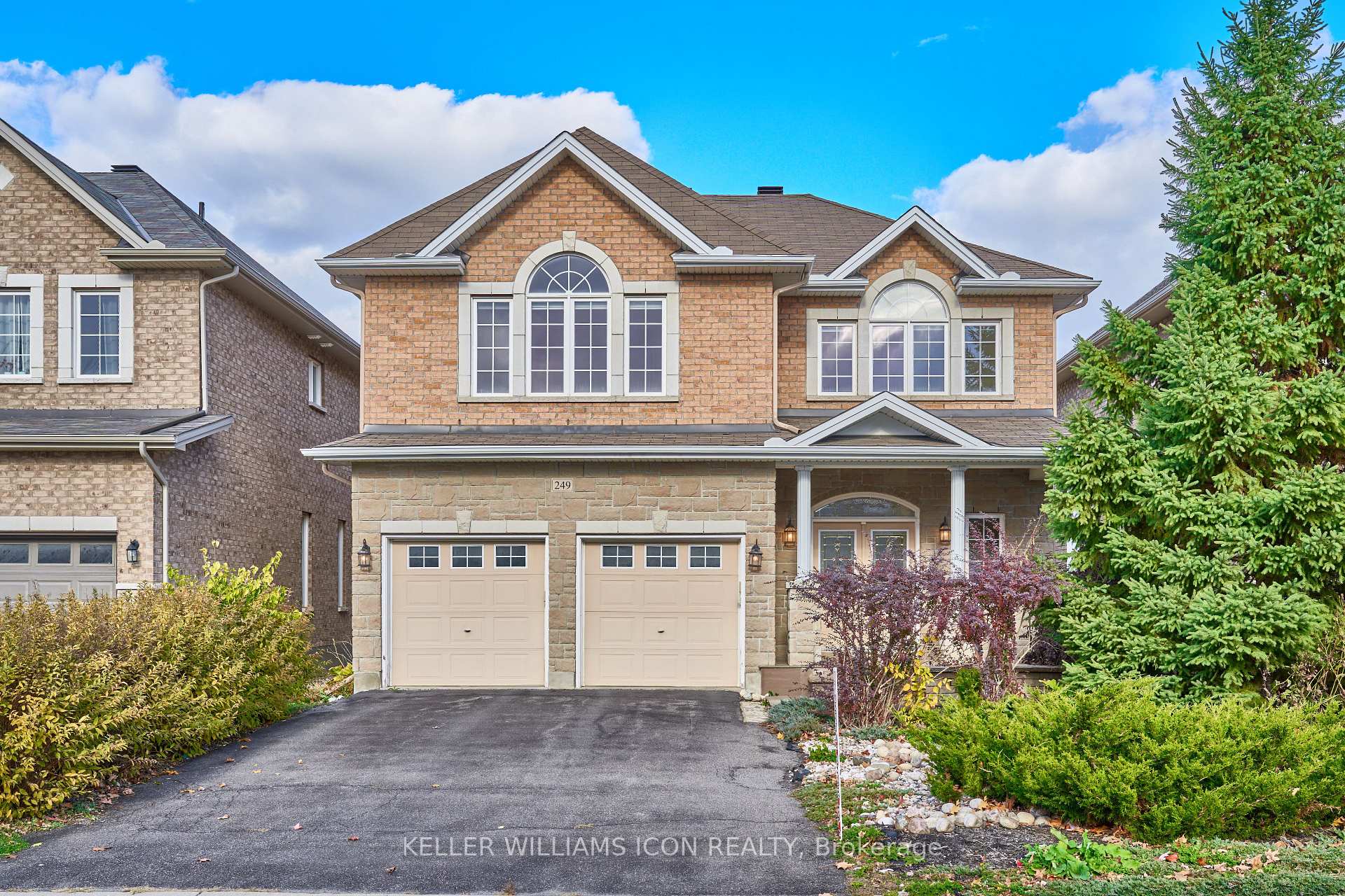 Photo 2 of 249 Madhu Crescent, Ottawa, Mooneys Bay — HOMEH
