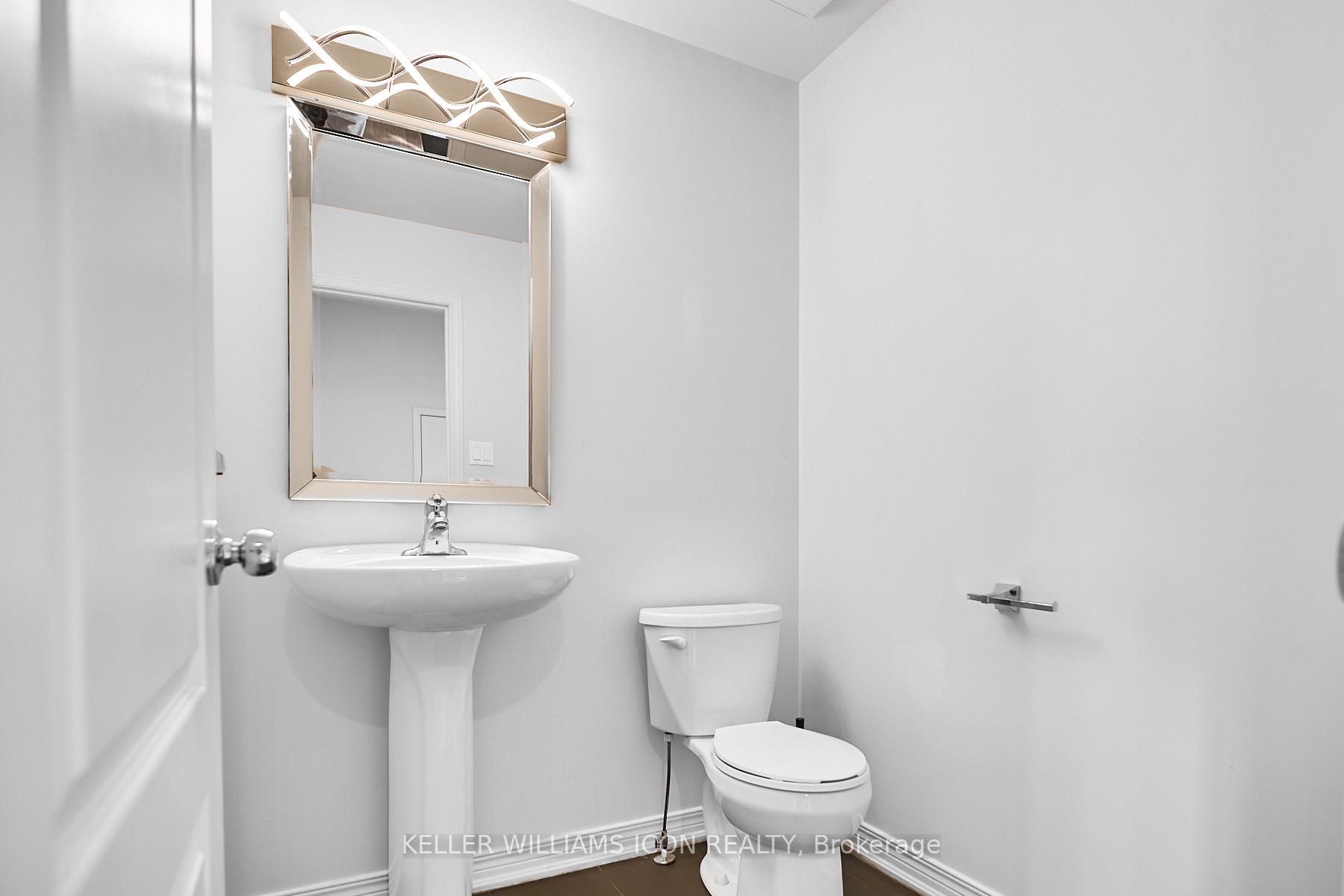 Photo 5 of 249 Madhu Crescent, Ottawa, Mooneys Bay — HOMEH