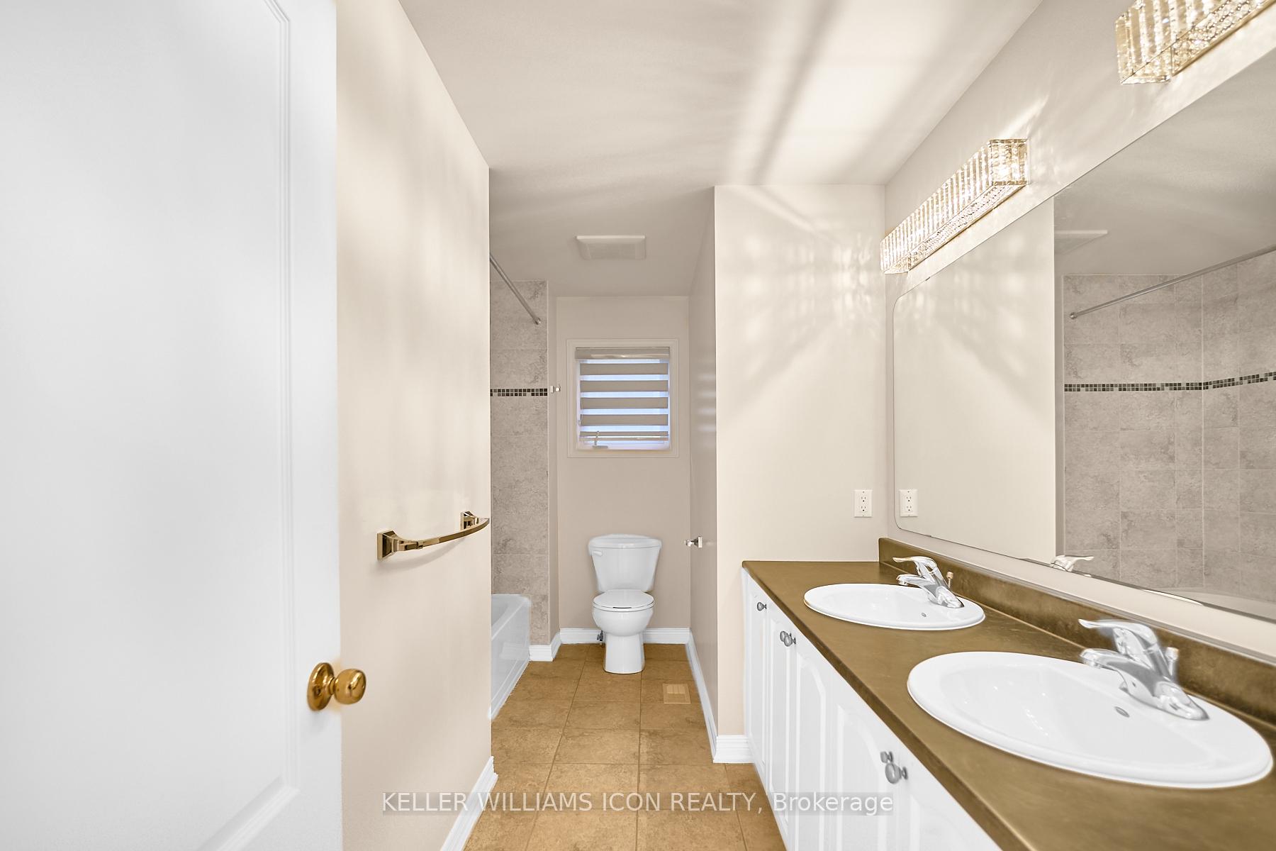 Photo 27 of 249 Madhu Crescent, Ottawa, Mooneys Bay — HOMEH