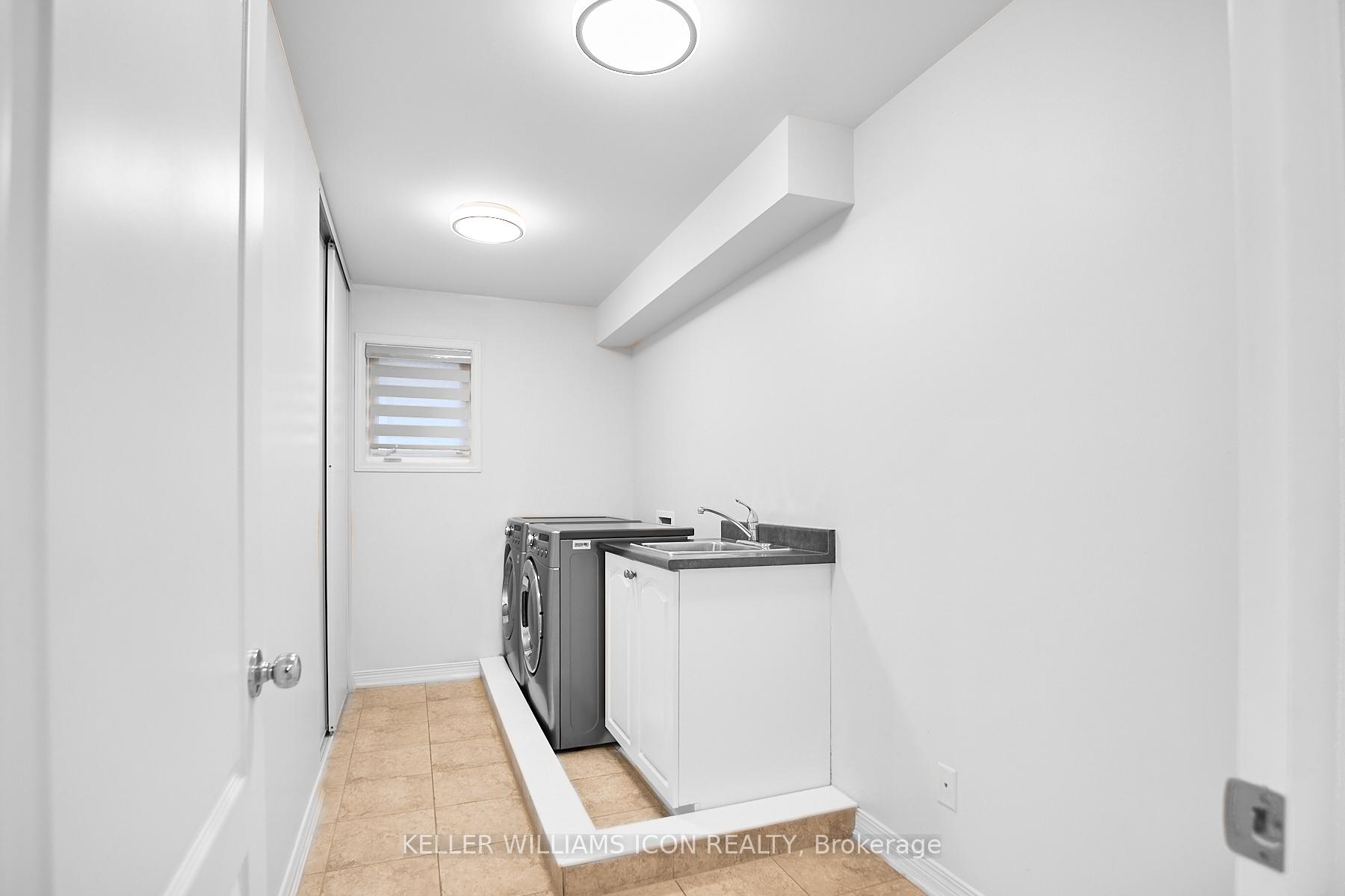 Photo 28 of 249 Madhu Crescent, Ottawa, Mooneys Bay — HOMEH