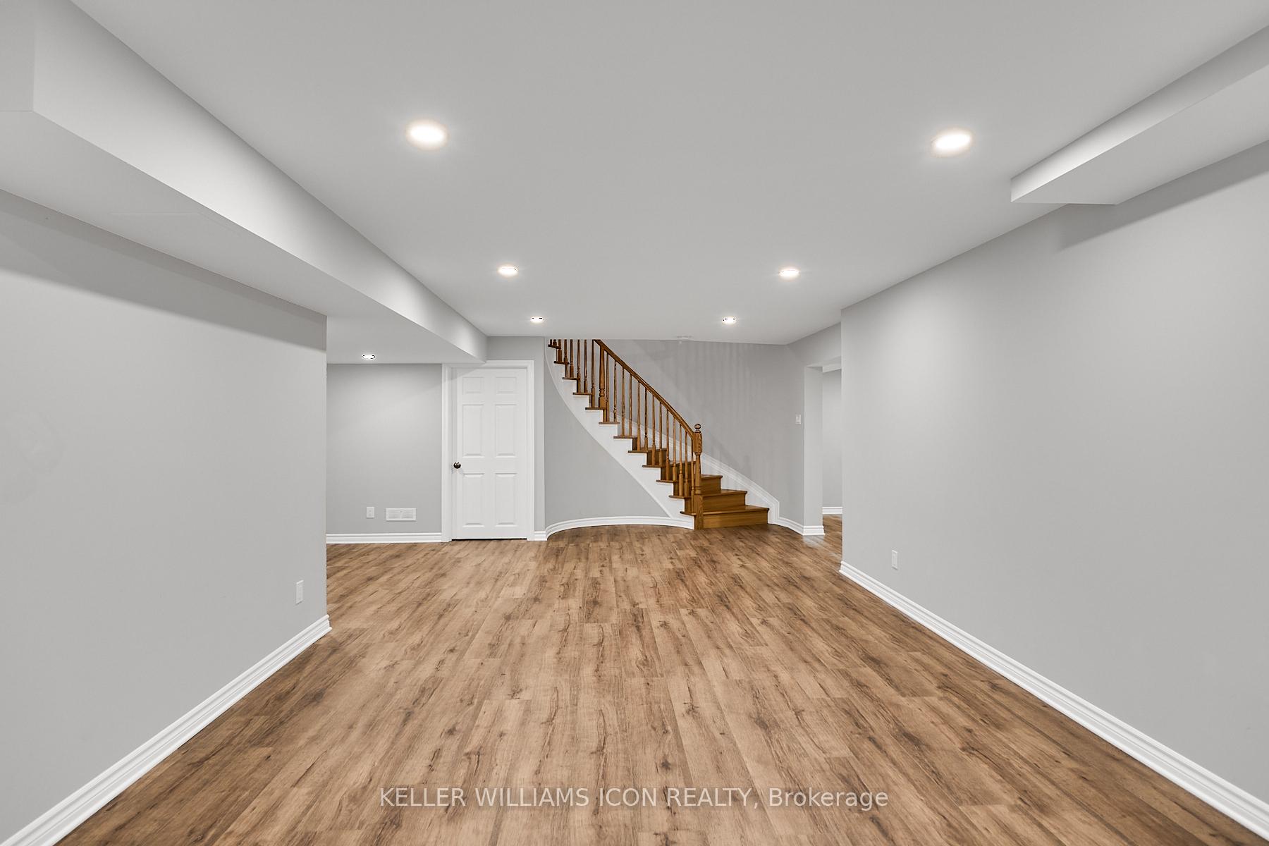 Photo 29 of 249 Madhu Crescent, Ottawa, Mooneys Bay — HOMEH