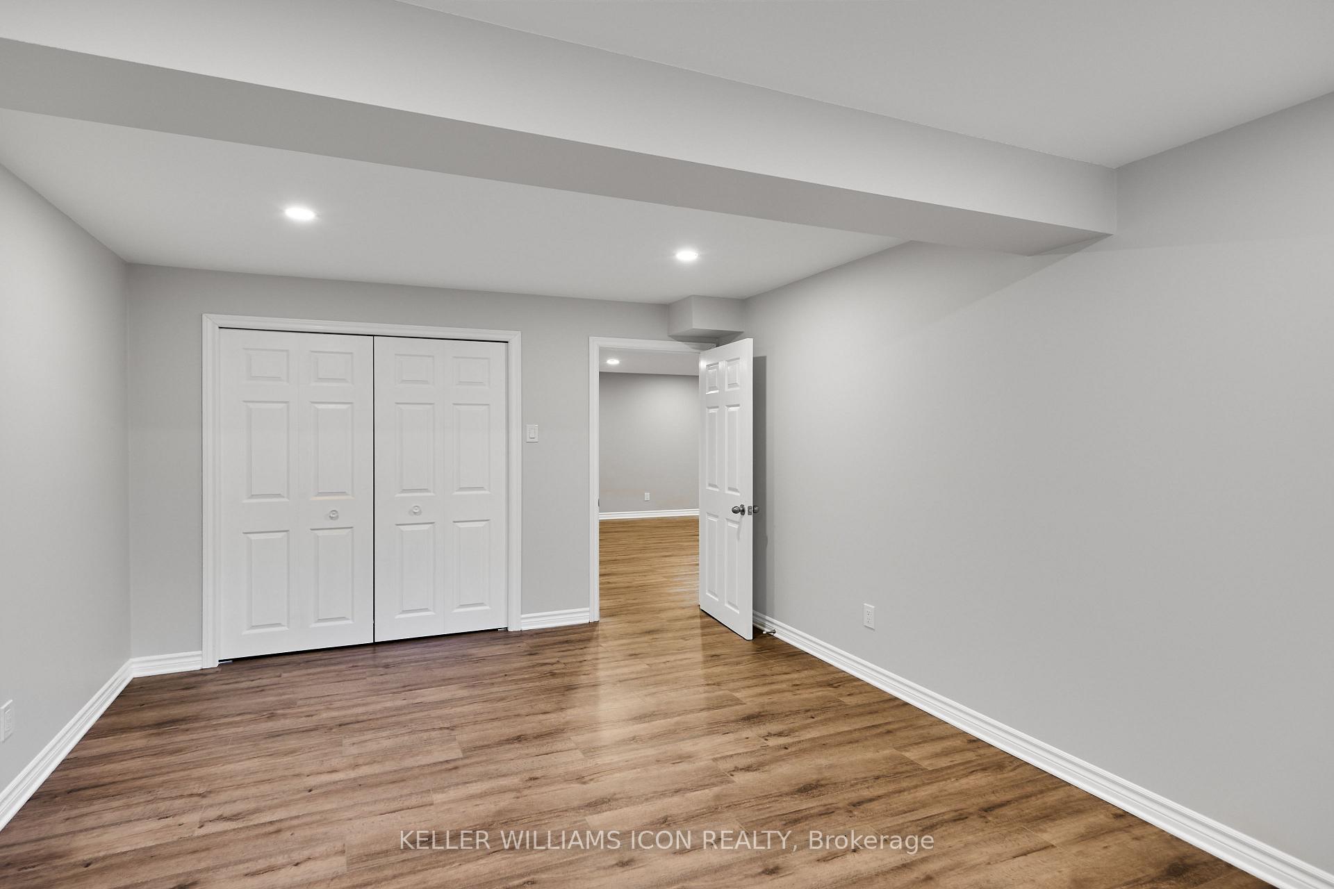 Photo 35 of 249 Madhu Crescent, Ottawa, Mooneys Bay — HOMEH
