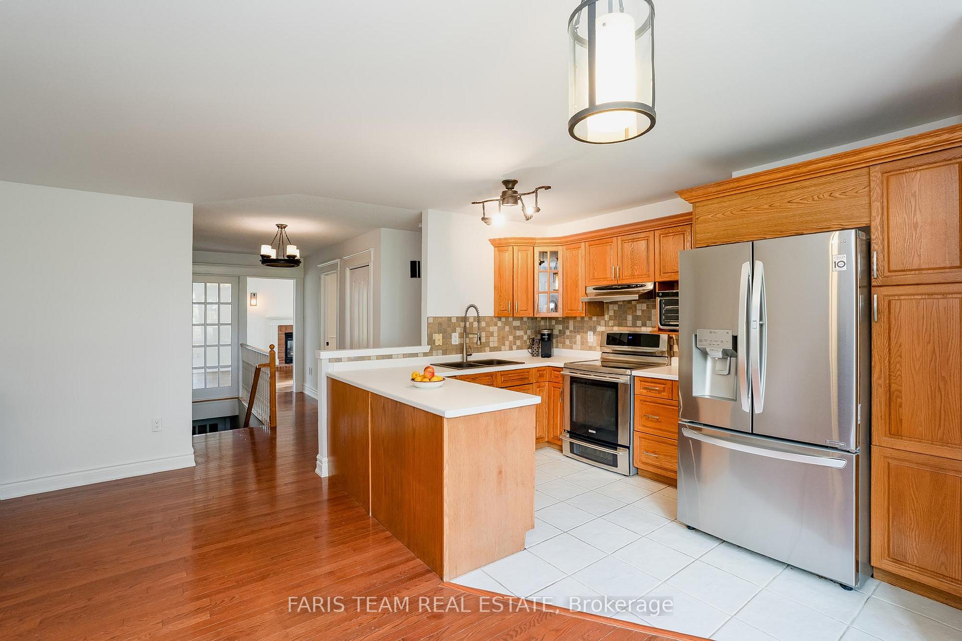 Photo 5 of 3801 Guest Road, Innisfil, Rural Innisfil — HOMEH
