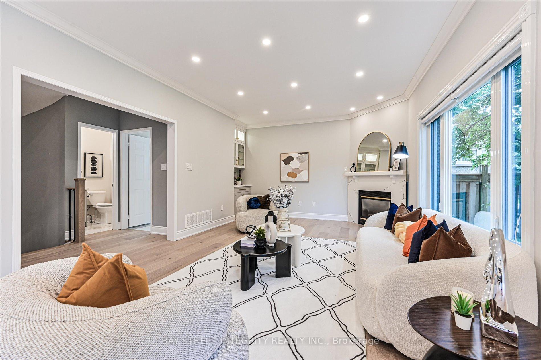 Photo 12 of 70 Macrill Road, Markham, Cachet — HOMEH