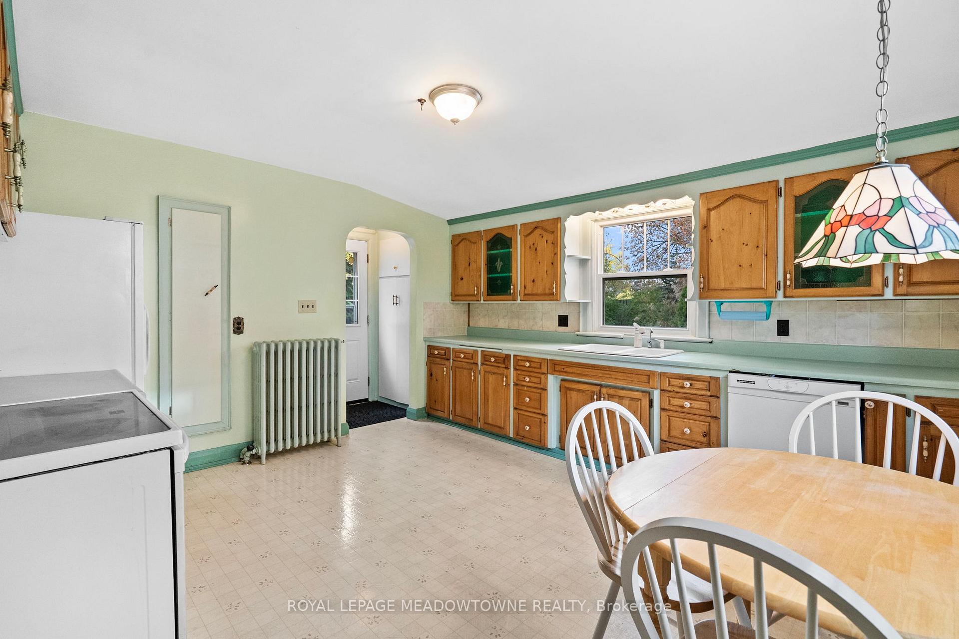Photo 17 of 229 Queen Street, Milton, Old Milton — HOMEH