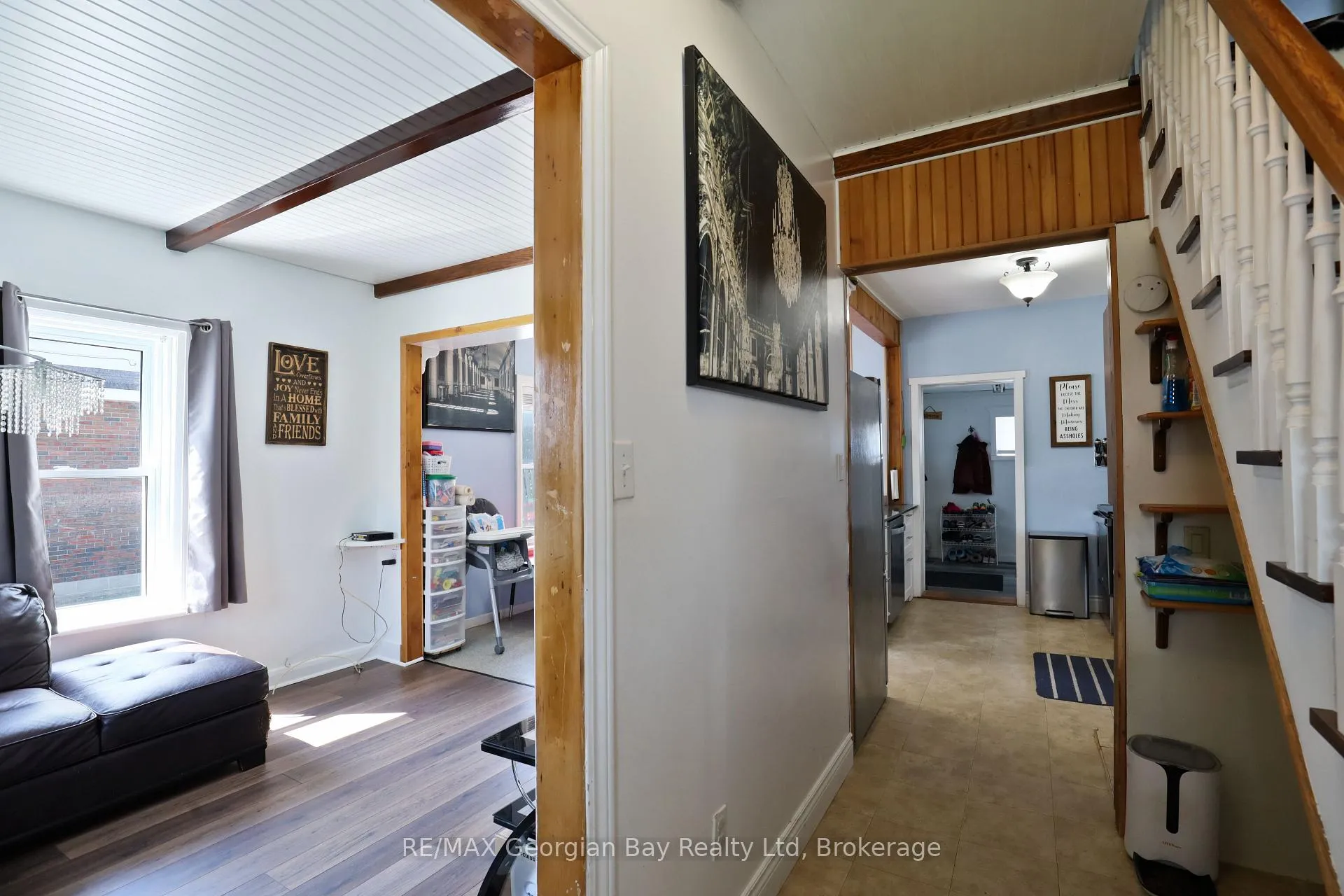 Photo 4 of 136 Fourth Street, Midland — HOMEH