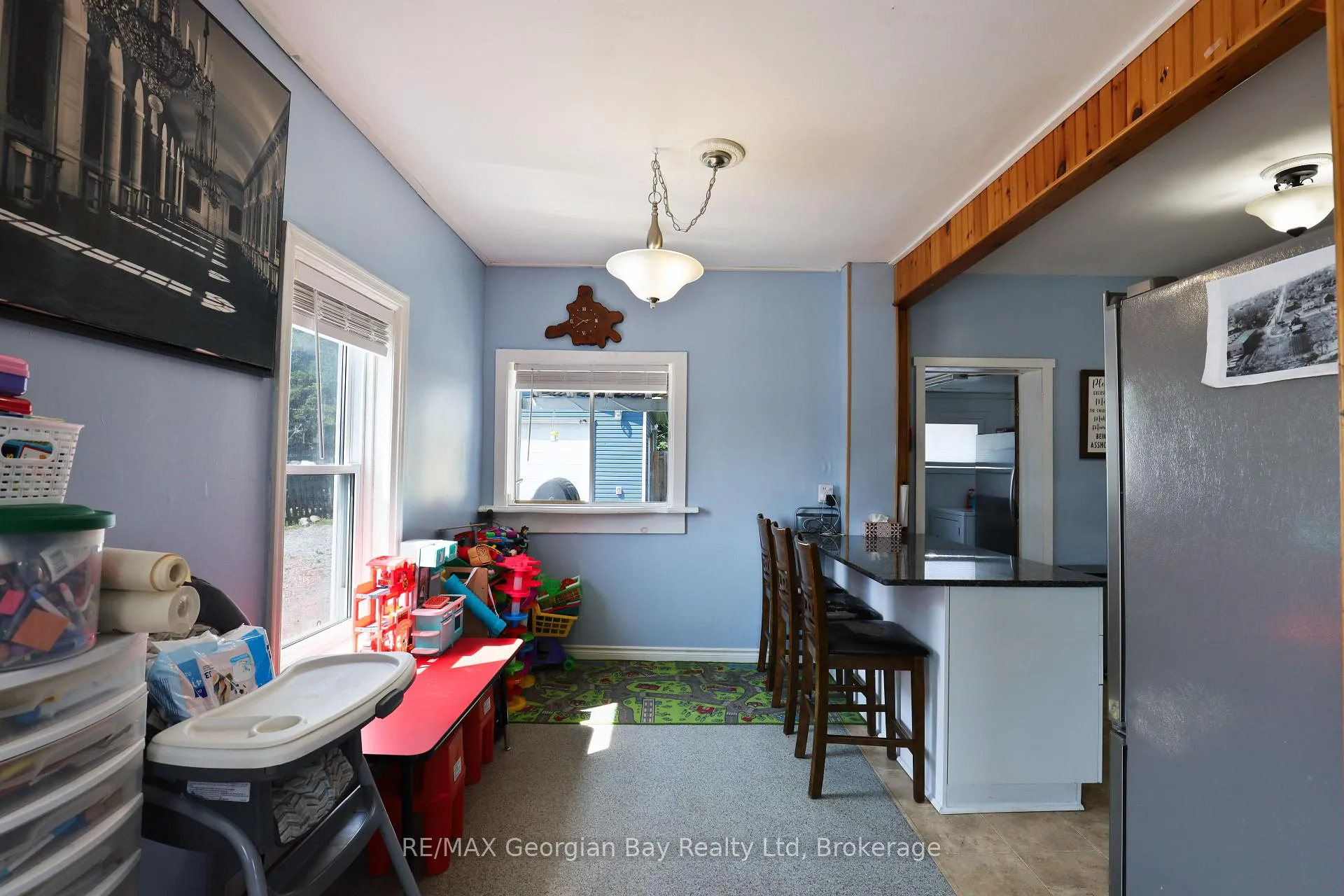 Photo 6 of 136 Fourth Street, Midland — HOMEH