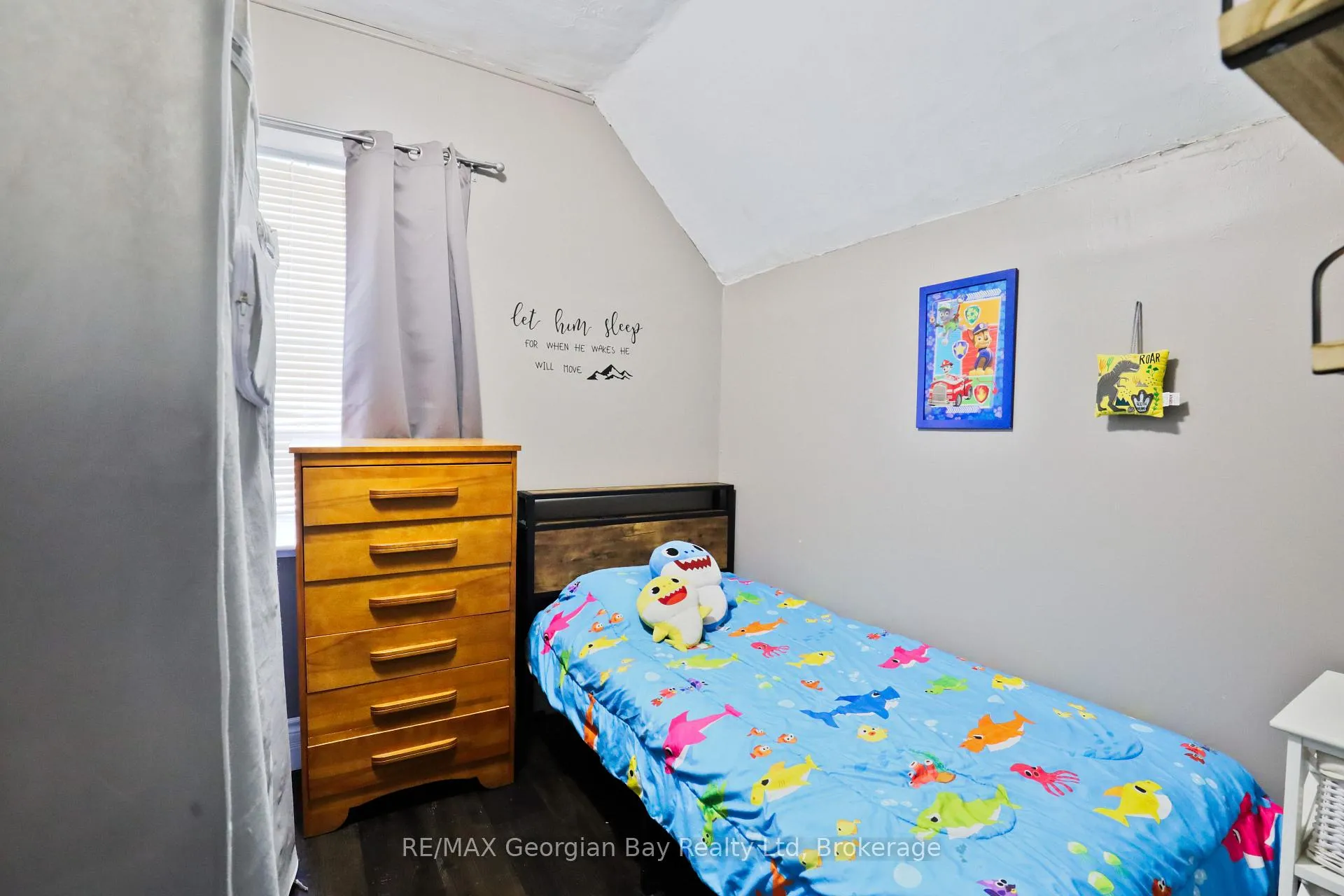 Photo 19 of 136 Fourth Street, Midland — HOMEH