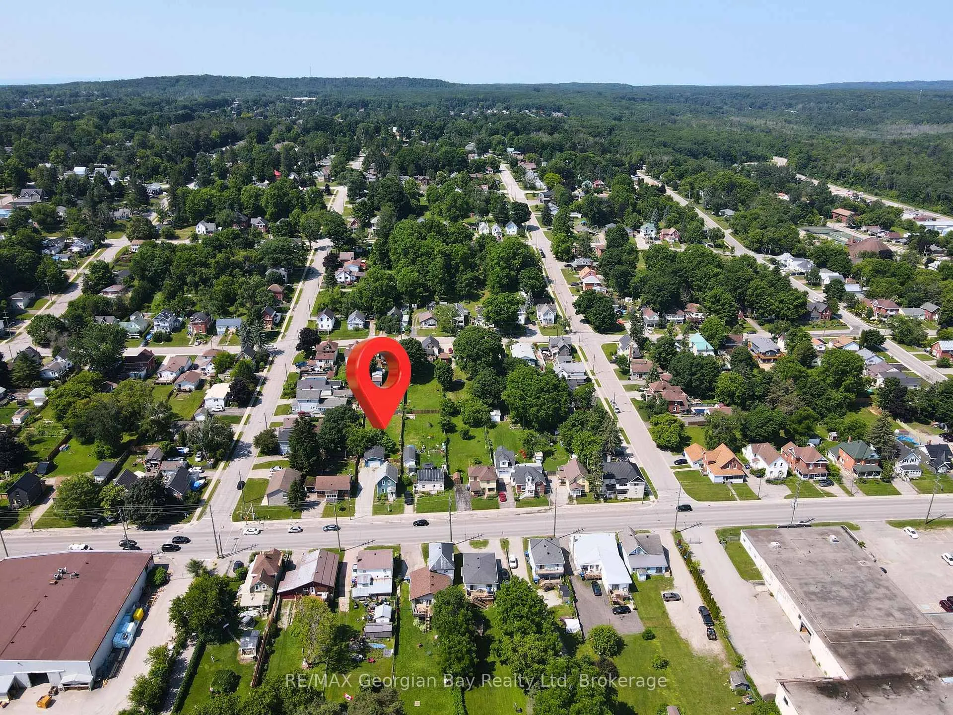 Photo 37 of 136 Fourth Street, Midland — HOMEH