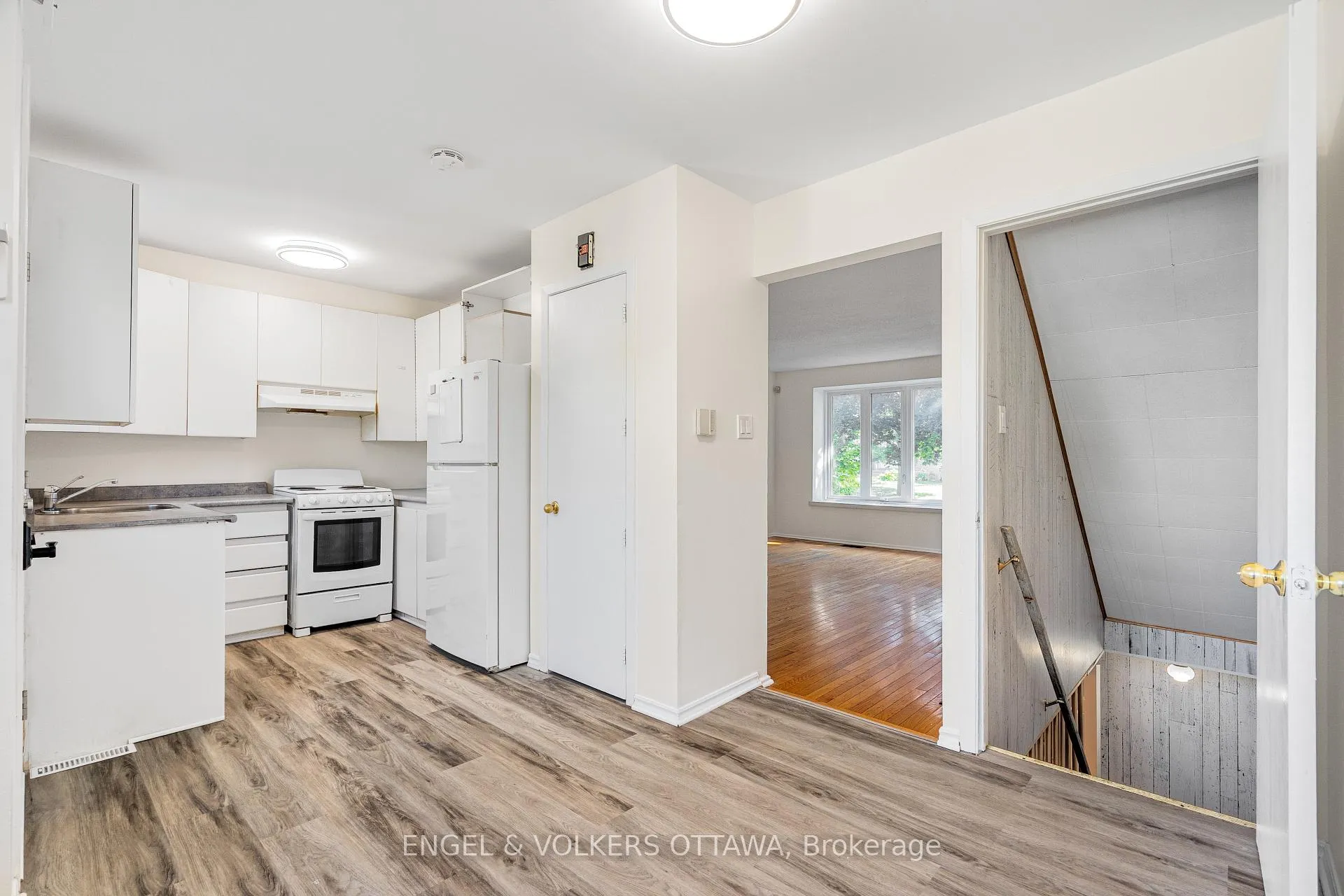 Photo 26 of 933 Greenbriar Avenue, Ottawa, Carleton Heights — HOMEH