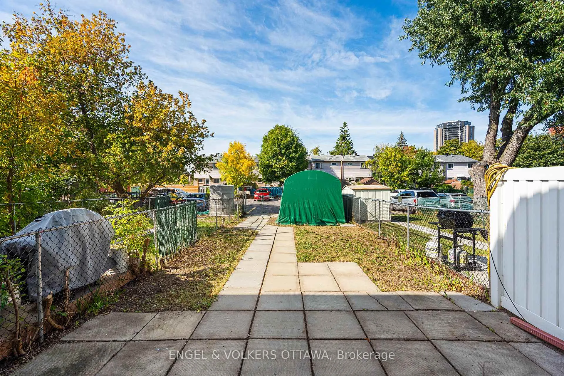 Photo 35 of 933 Greenbriar Avenue, Ottawa, Carleton Heights — HOMEH