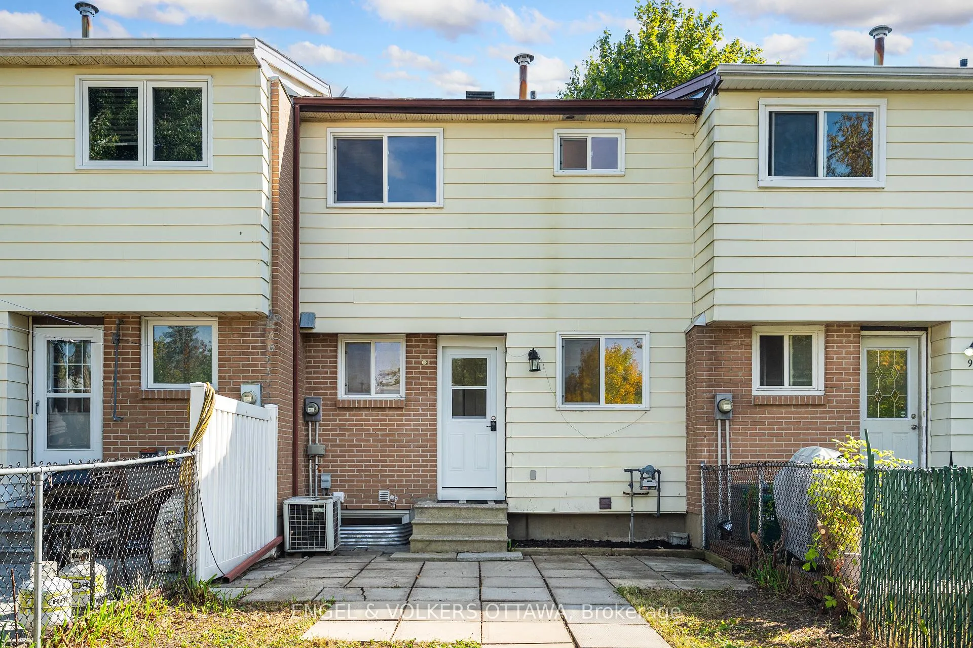 Photo 36 of 933 Greenbriar Avenue, Ottawa, Carleton Heights — HOMEH