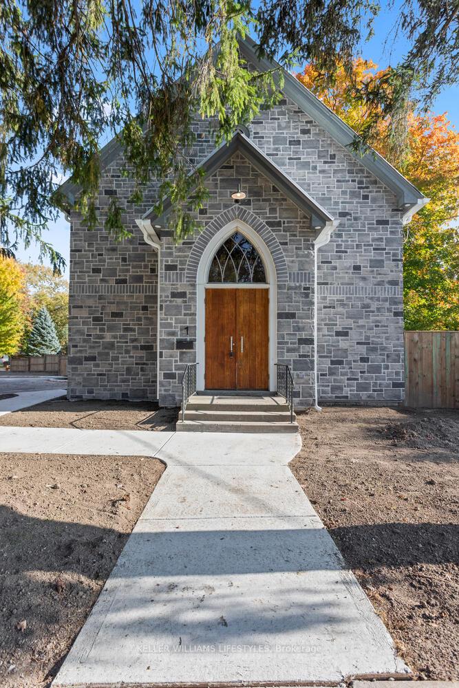 Photo 3 of Unit 1, 108 St Clair Avenue, Middlesex Centre, Komoka — HOMEH