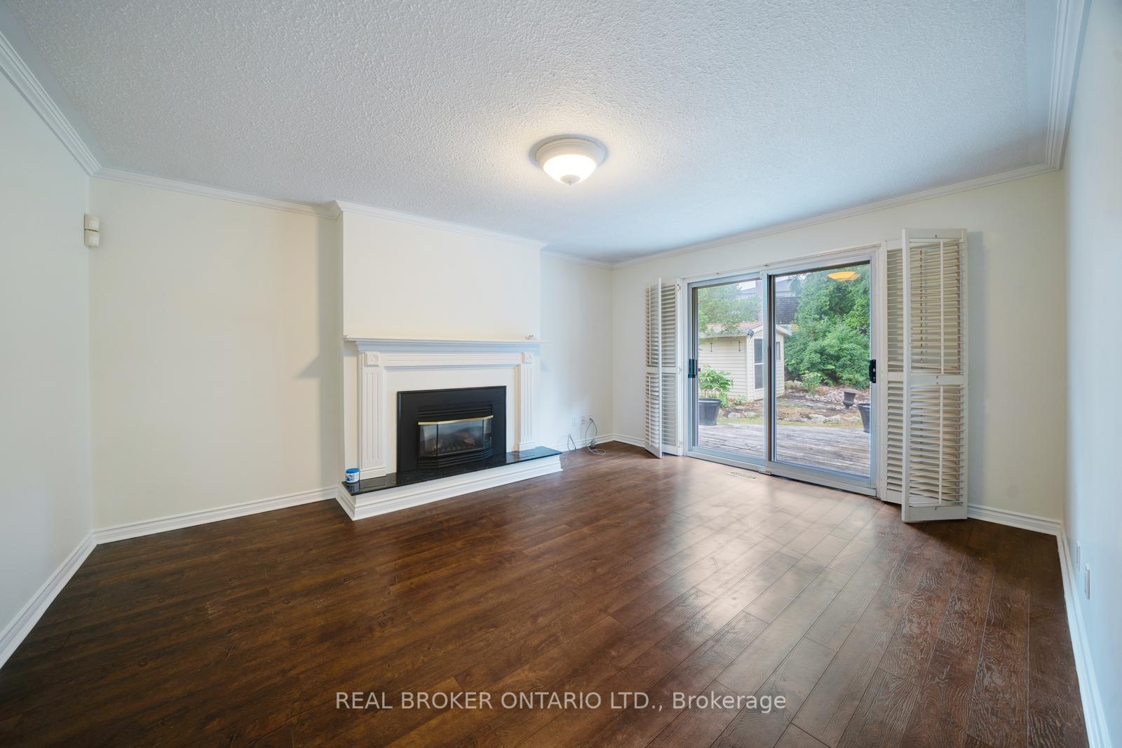 Photo 13 of 75 Oak Lea Circle, Markham, Markham Village — HOMEH