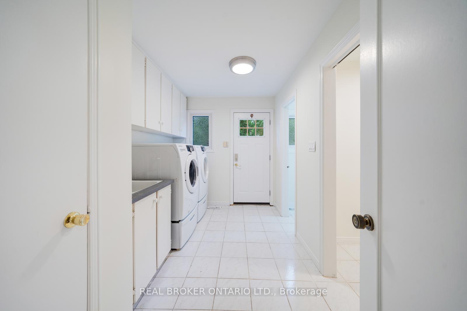 Photo 15 of 75 Oak Lea Circle, Markham, Markham Village — HOMEH