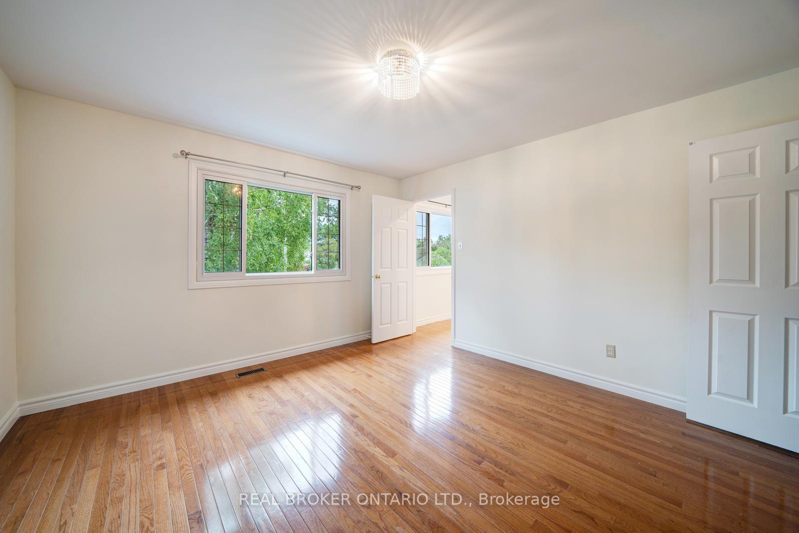 Photo 27 of 75 Oak Lea Circle, Markham, Markham Village — HOMEH