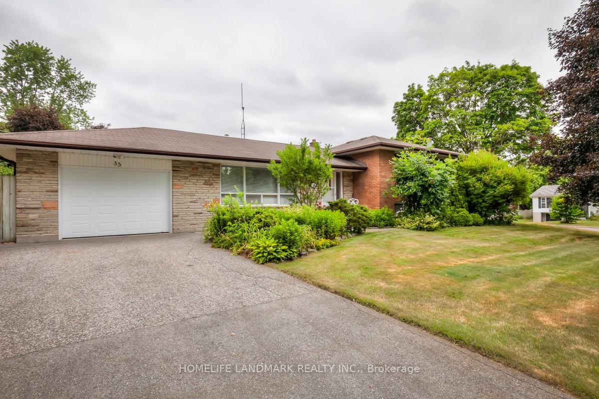 Photo 2 of 35 Gladiator Road, Markham, Bullock — HOMEH