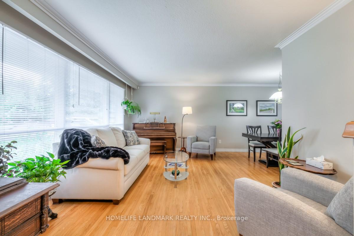 Photo 8 of 35 Gladiator Road, Markham, Bullock — HOMEH