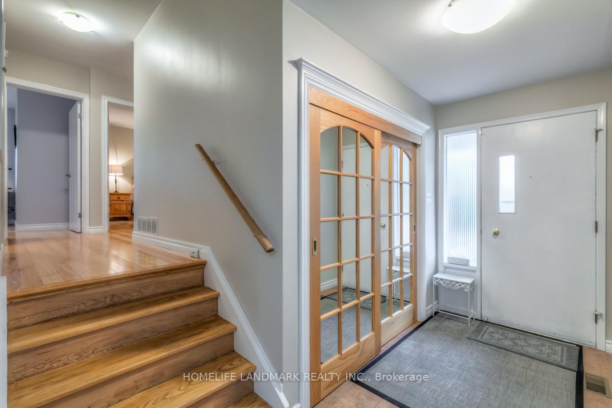 Photo 18 of 35 Gladiator Road, Markham, Bullock — HOMEH