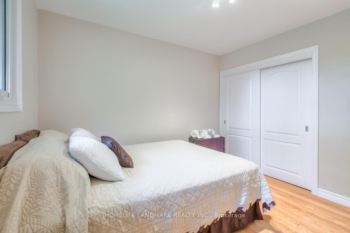 Photo 23 of 35 Gladiator Road, Markham, Bullock — HOMEH
