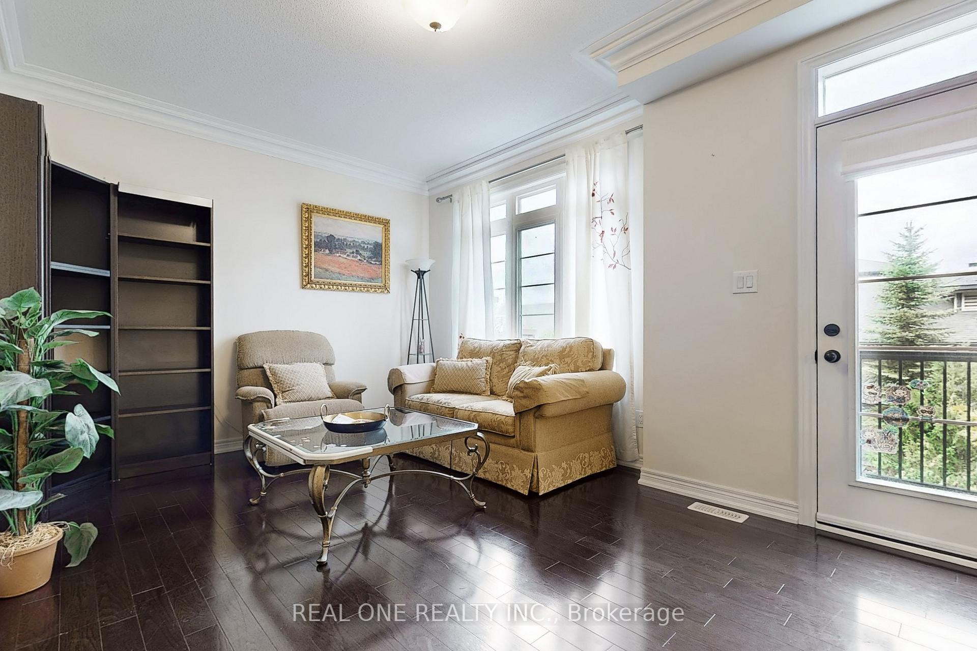 Photo 3 of 26 Kylemore Way, Markham, Angus Glen — HOMEH