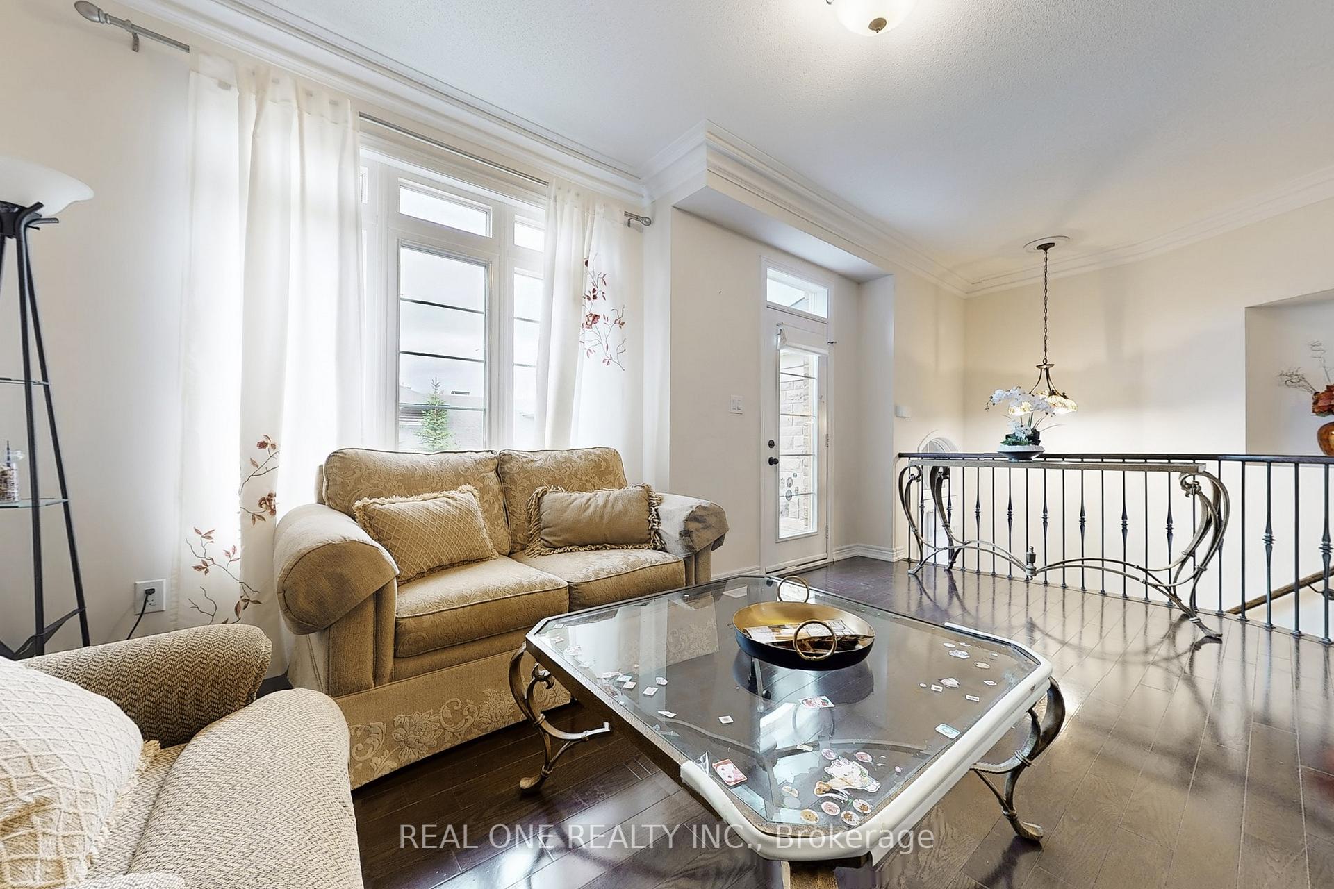 Photo 6 of 26 Kylemore Way, Markham, Angus Glen — HOMEH