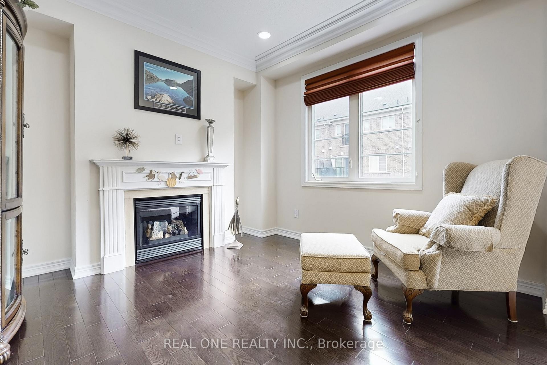 Photo 8 of 26 Kylemore Way, Markham, Angus Glen — HOMEH
