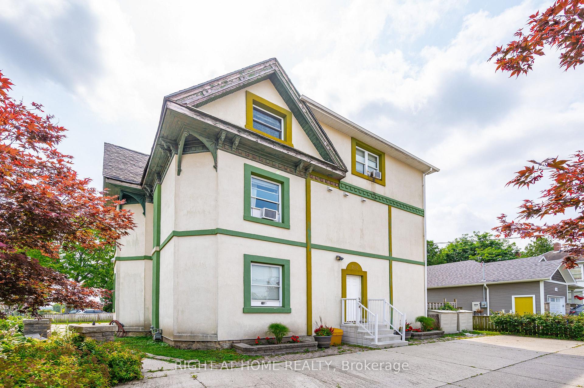 Photo 1 of 210 York Street, Minto — HOMEH