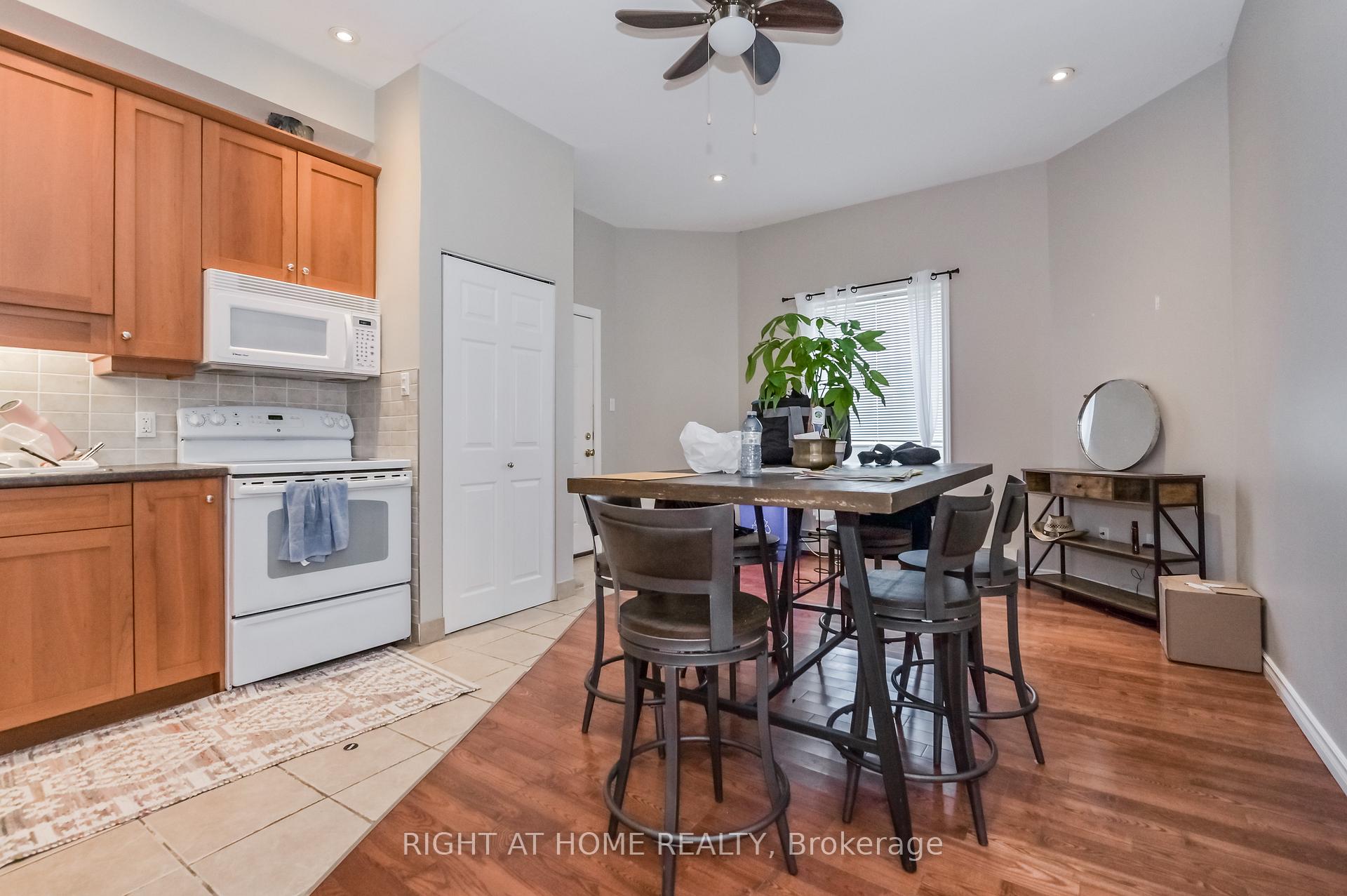 Photo 5 of 210 York Street, Minto — HOMEH