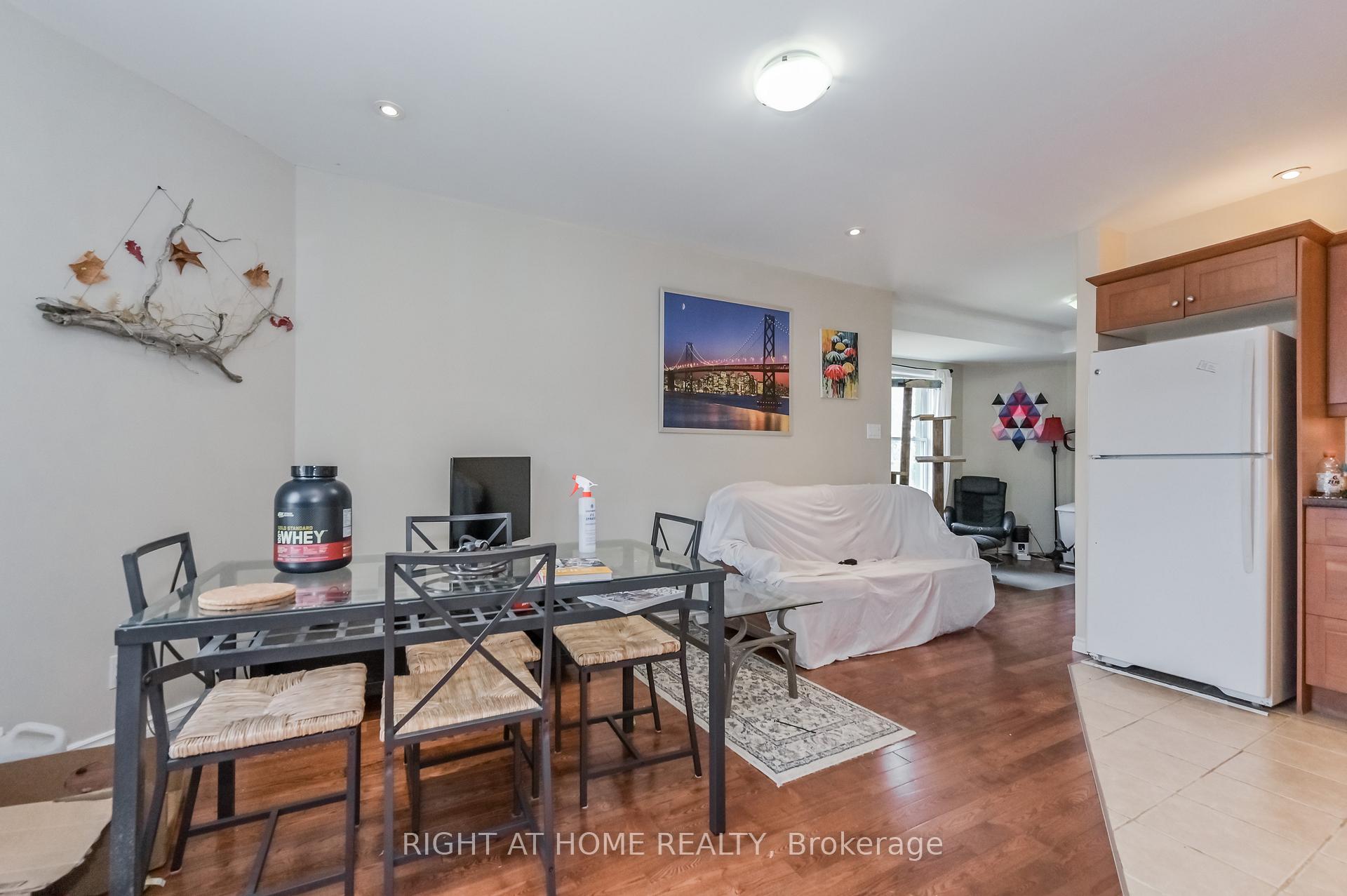 Photo 21 of 210 York Street, Minto — HOMEH