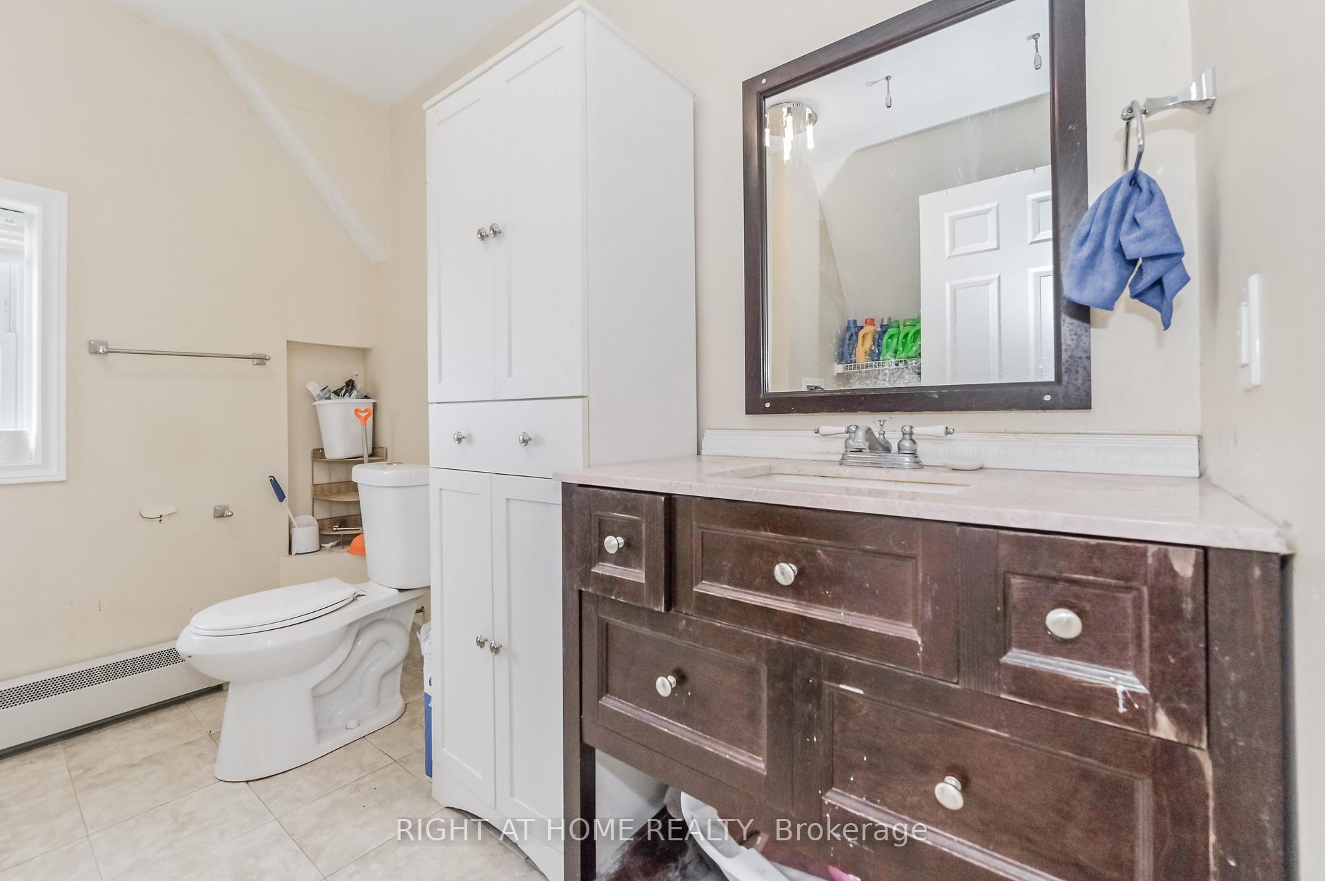 Photo 40 of 210 York Street, Minto — HOMEH