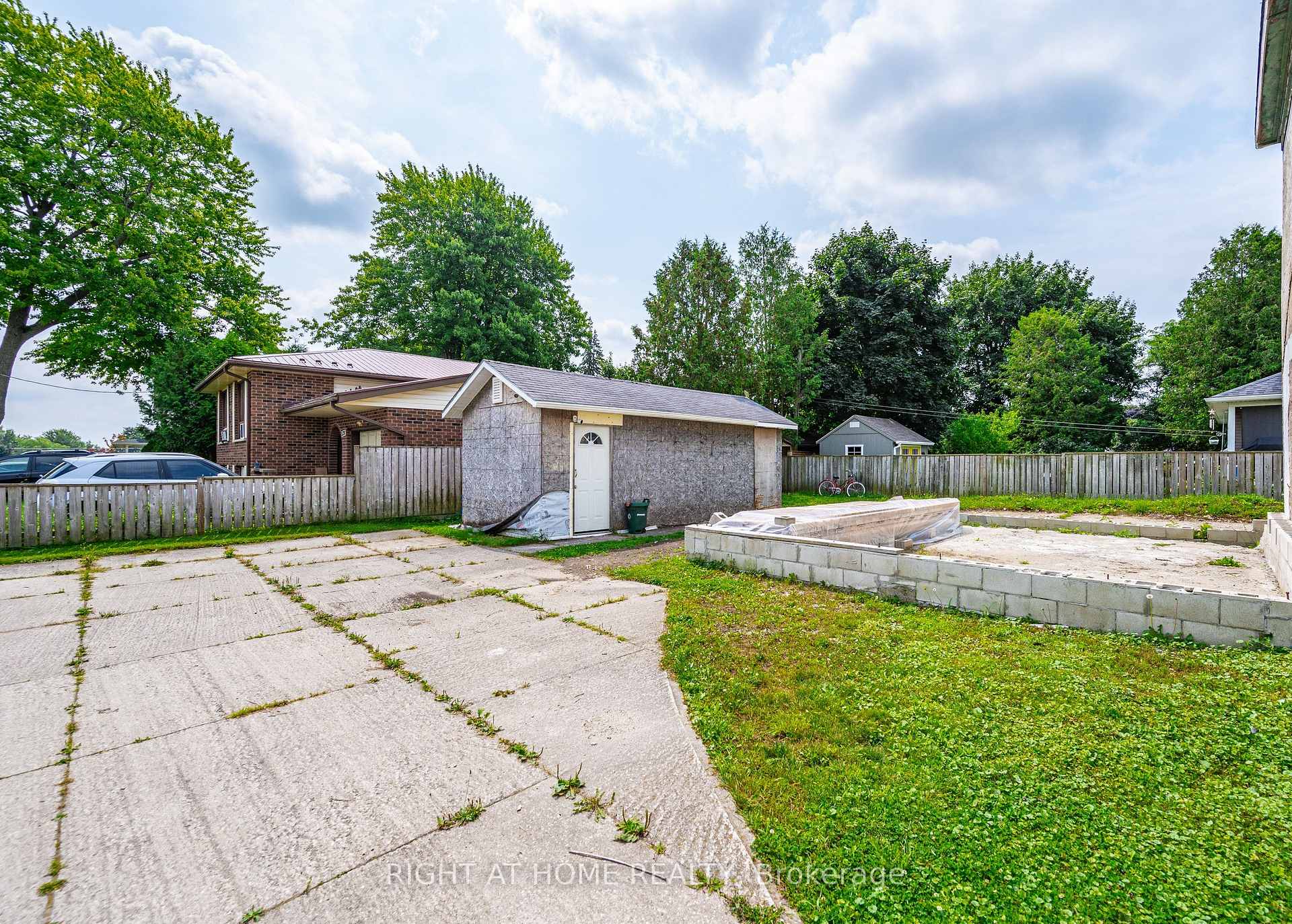 Photo 42 of 210 York Street, Minto — HOMEH