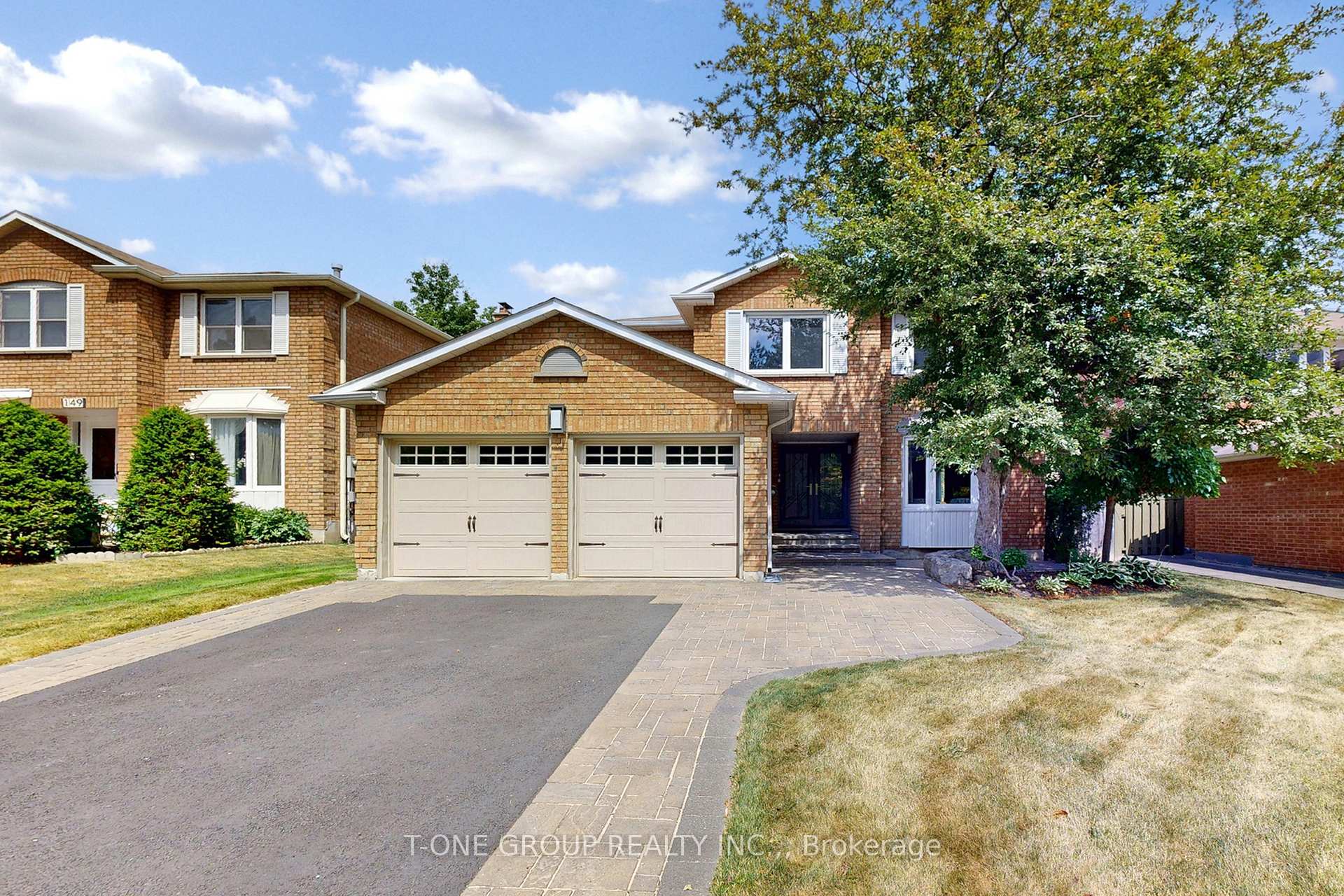 Photo 2 of 147 Lyndhurst Drive, Markham, Thornlea — HOMEH