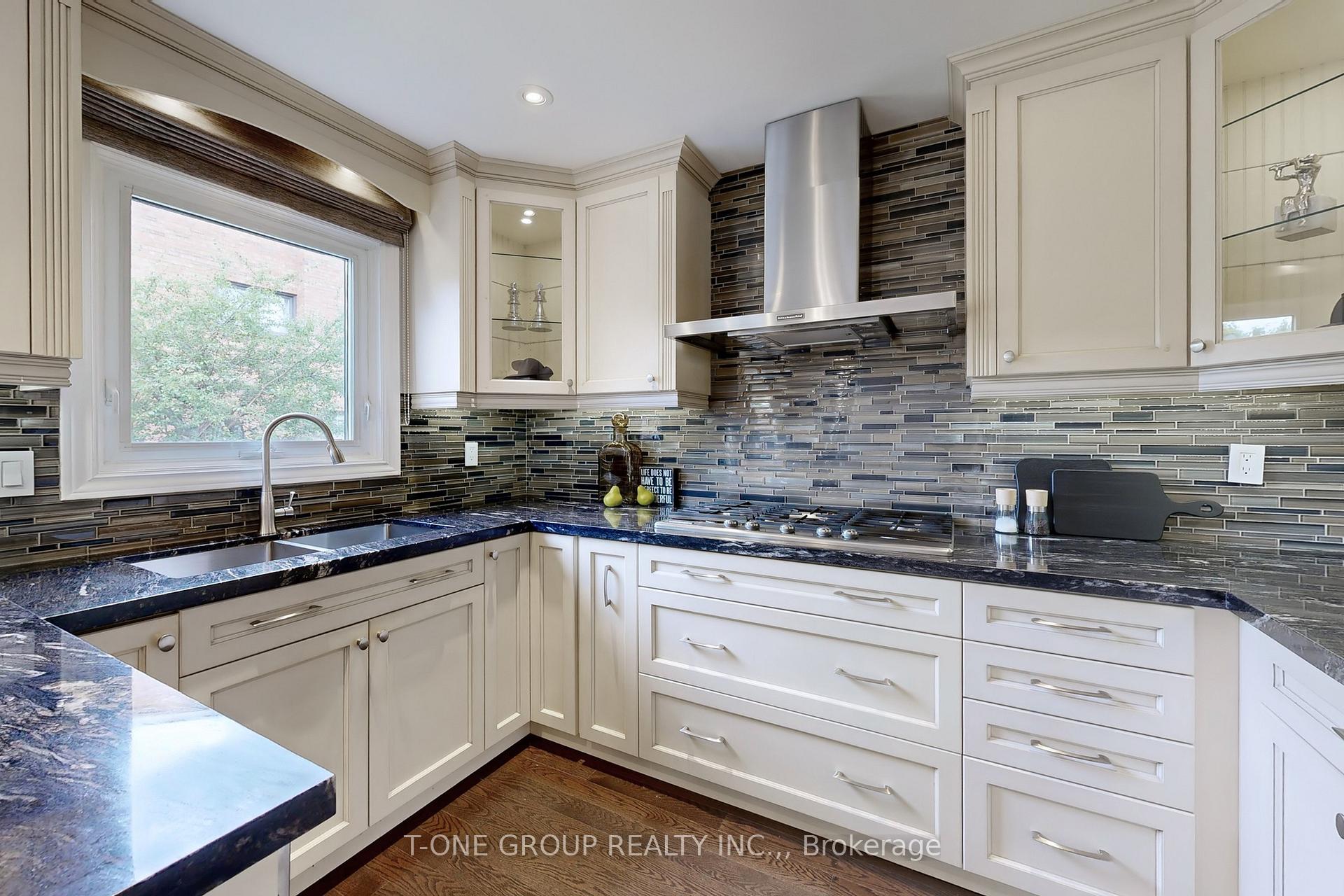 Photo 17 of 147 Lyndhurst Drive, Markham, Thornlea — HOMEH