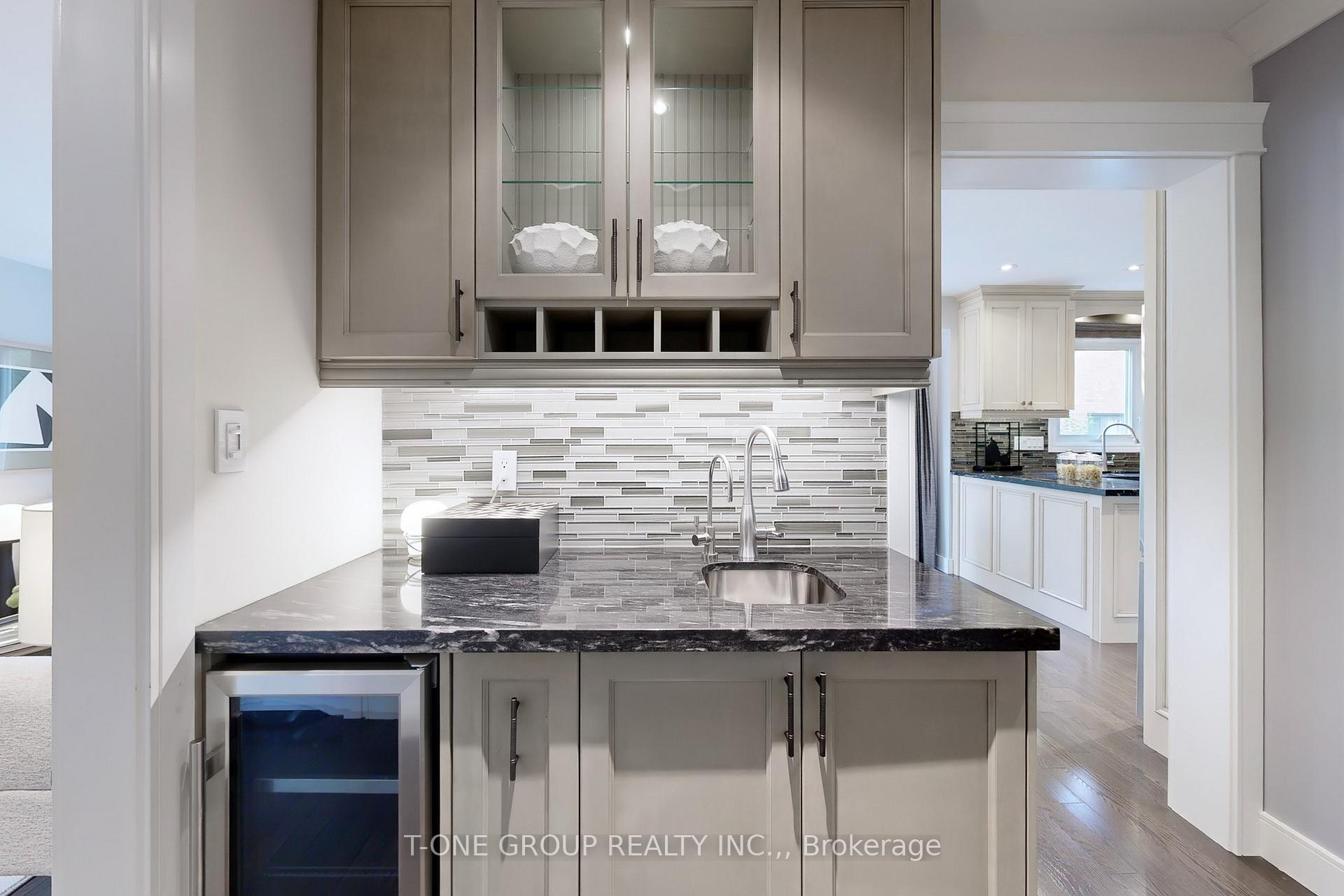 Photo 21 of 147 Lyndhurst Drive, Markham, Thornlea — HOMEH