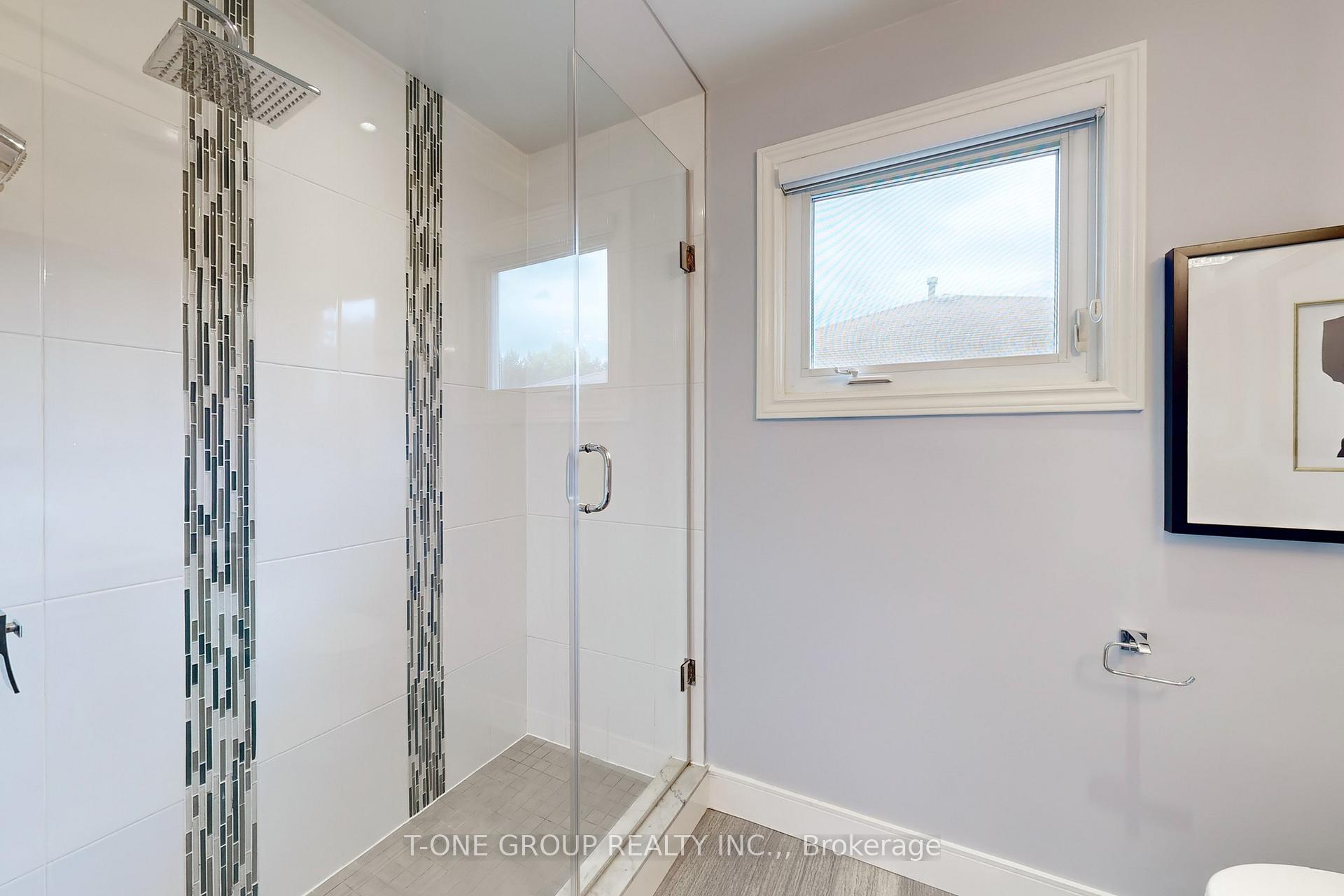 Photo 40 of 147 Lyndhurst Drive, Markham, Thornlea — HOMEH