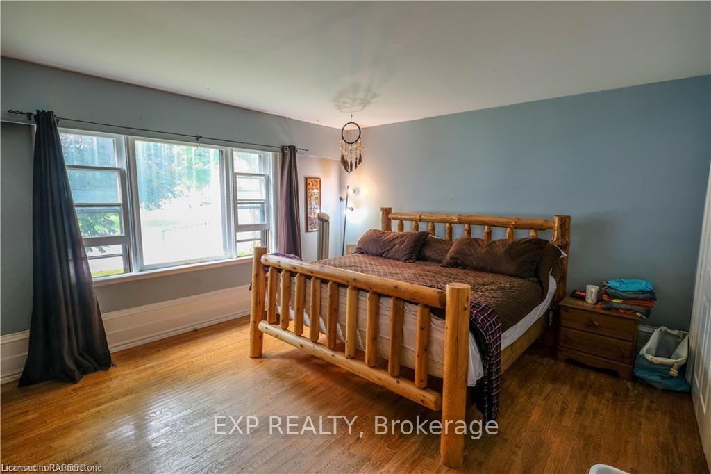 Photo 6 of 75 John Street S, Minto — HOMEH