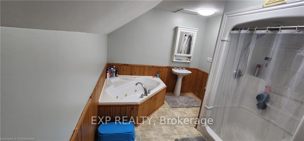 Photo 9 of 75 John Street S, Minto — HOMEH